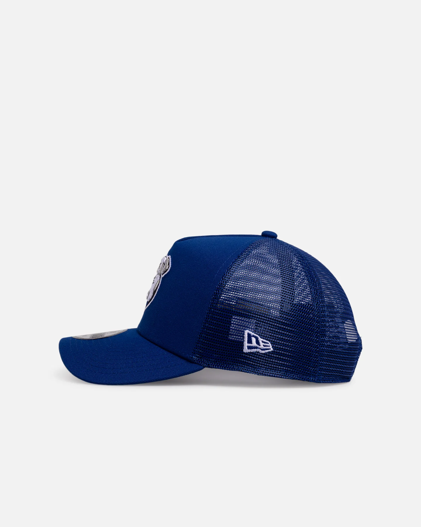 New Era Canterbury-Bankstown Bulldogs 'NRL Vegas Round 2026' 9FORTY A-Frame Trucker Snapback Official Team Colour - Image 4