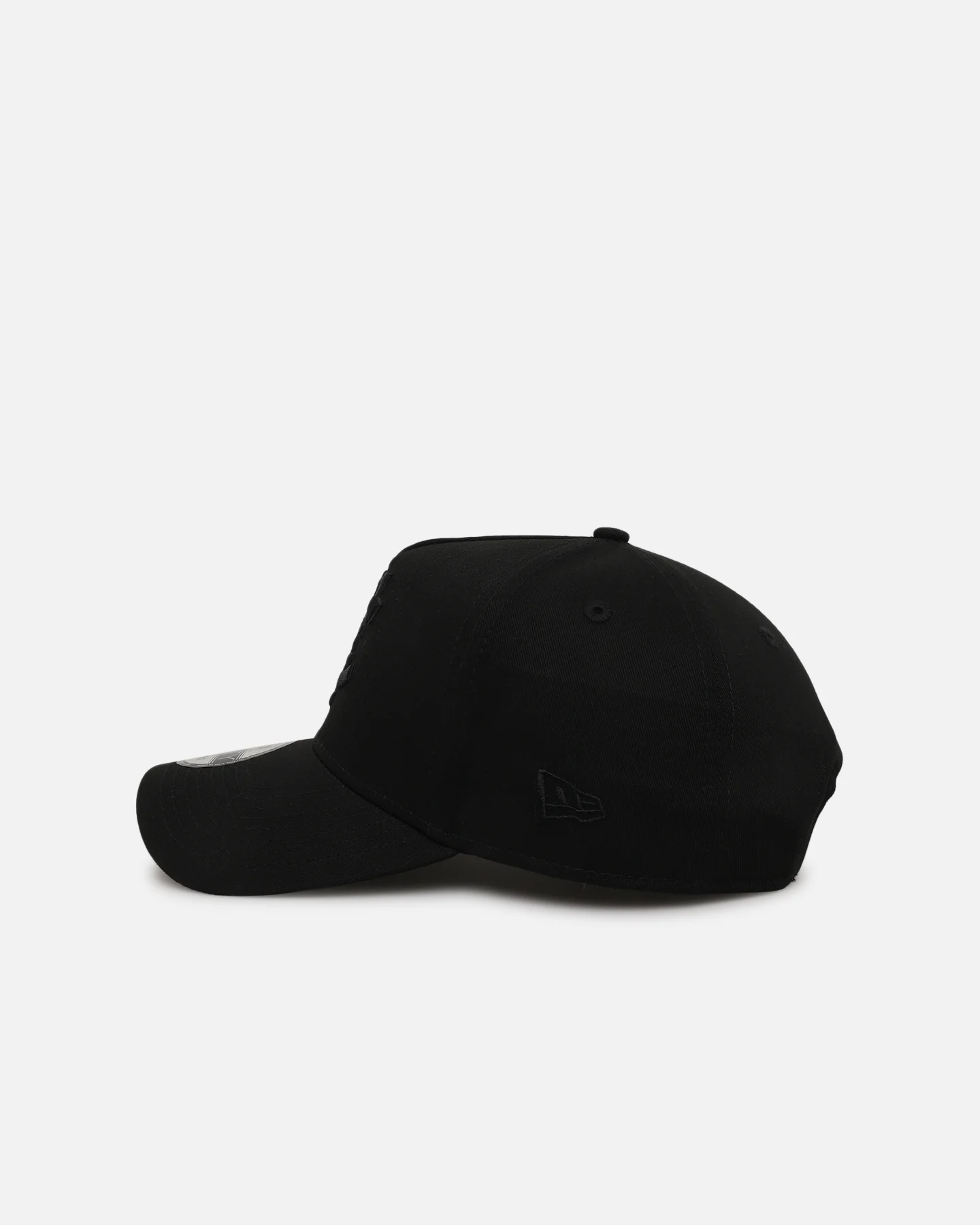 New Era Carlton Blues 'Triple Black' 9FORTY A-Frame Snapback Black - Image 4