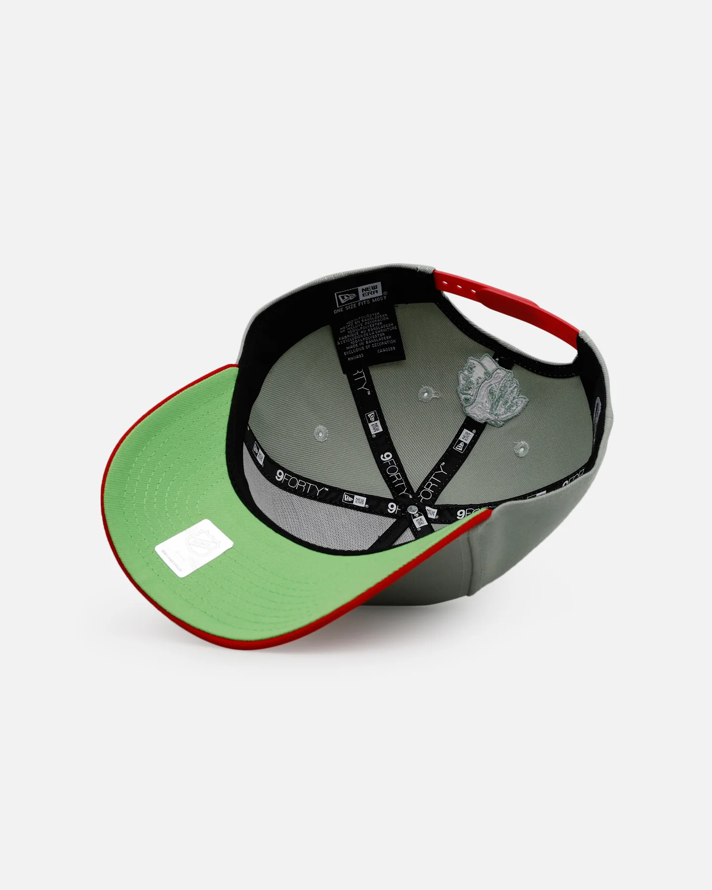 New Era Chicago Blackhawks 'All I Want For Christmas' 9FORTY A-Frame Snapback Green/Red - Image 6