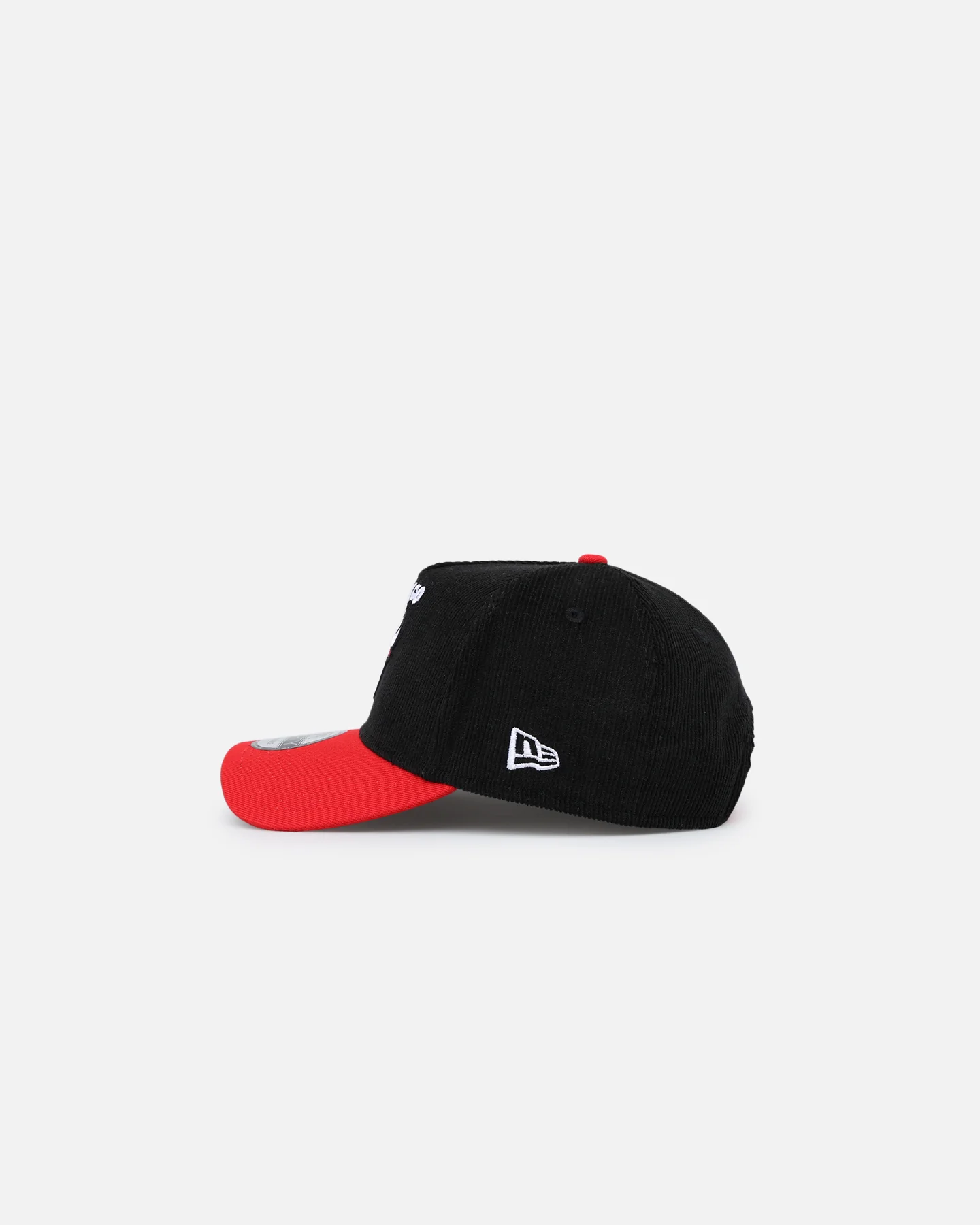 New Era Chicago Bulls '2-Tone Corduroy' 9FORTY A-Frame Snapback Black - Image 4