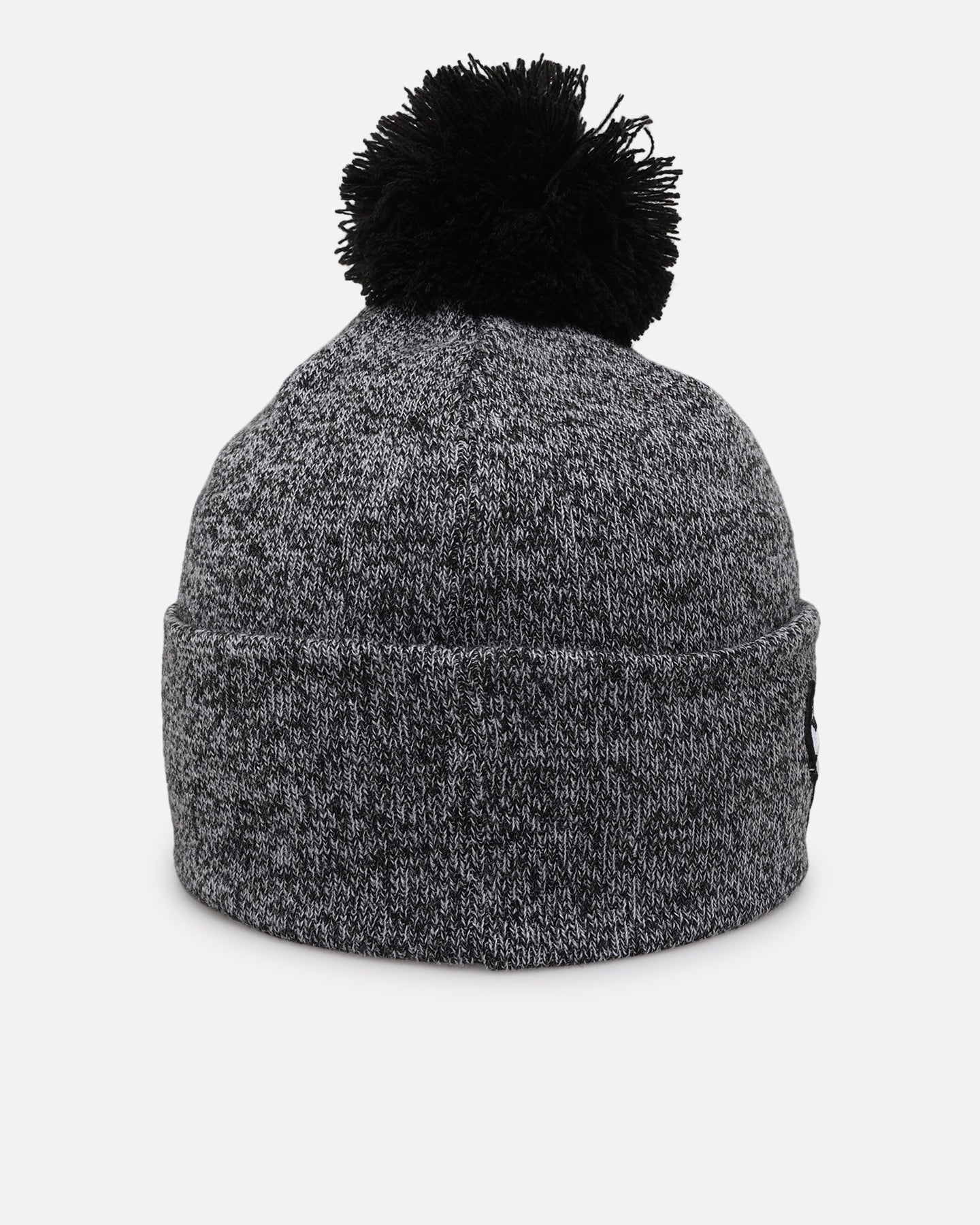 New Era Chicago Bulls Beanie Black - Image 4