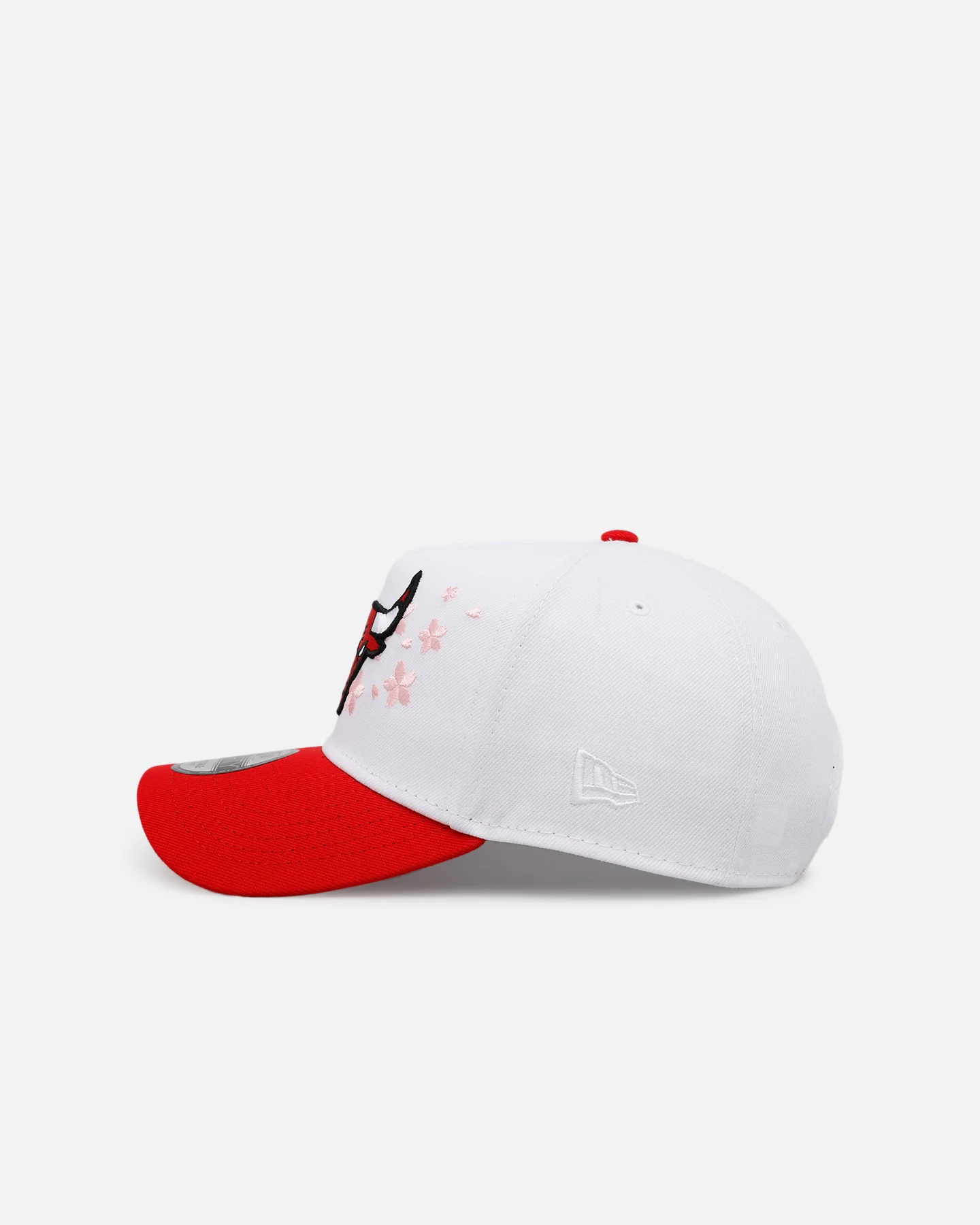 New Era Chicago Bulls 'Cherry Blossoms' 9FORTY A-Frame Snapback Official Team Color - Image 4