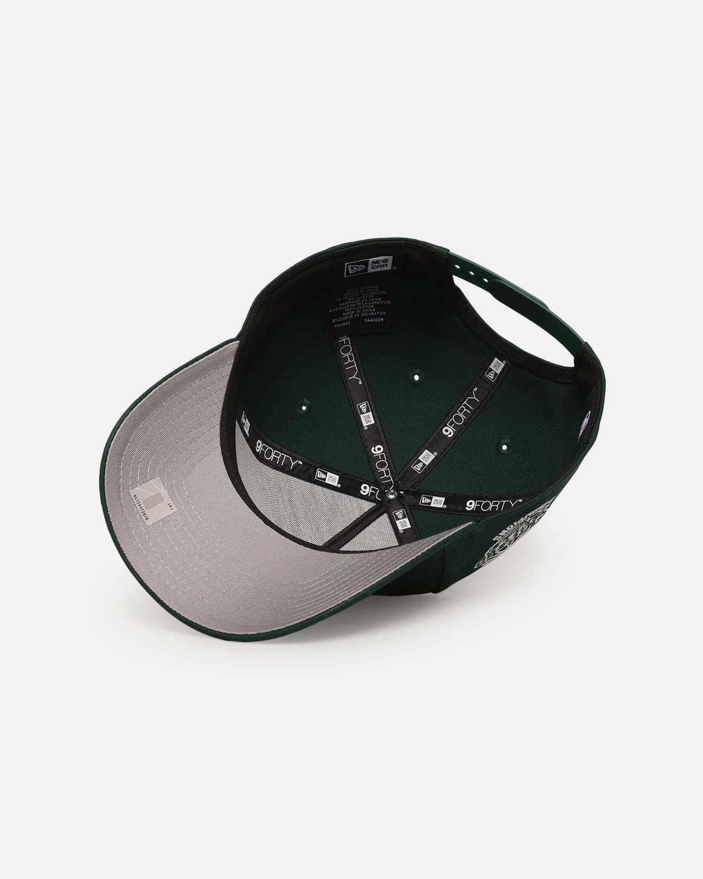 New Era Chicago Bulls 'Chicago Bulls Polychromatic' 9FORTY A-Frame Snapback Dark Green - Image 6