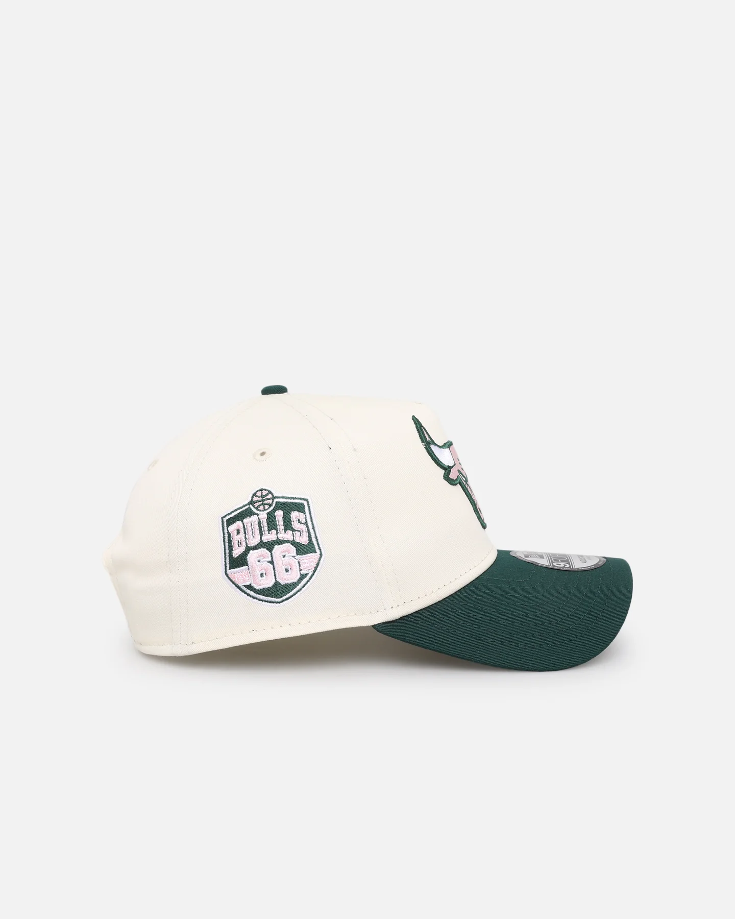 New Era Chicago Bulls 'Chrome Dark Green' 9FORTY A-Frame Snapback Chrome/Dark Green - Image 3