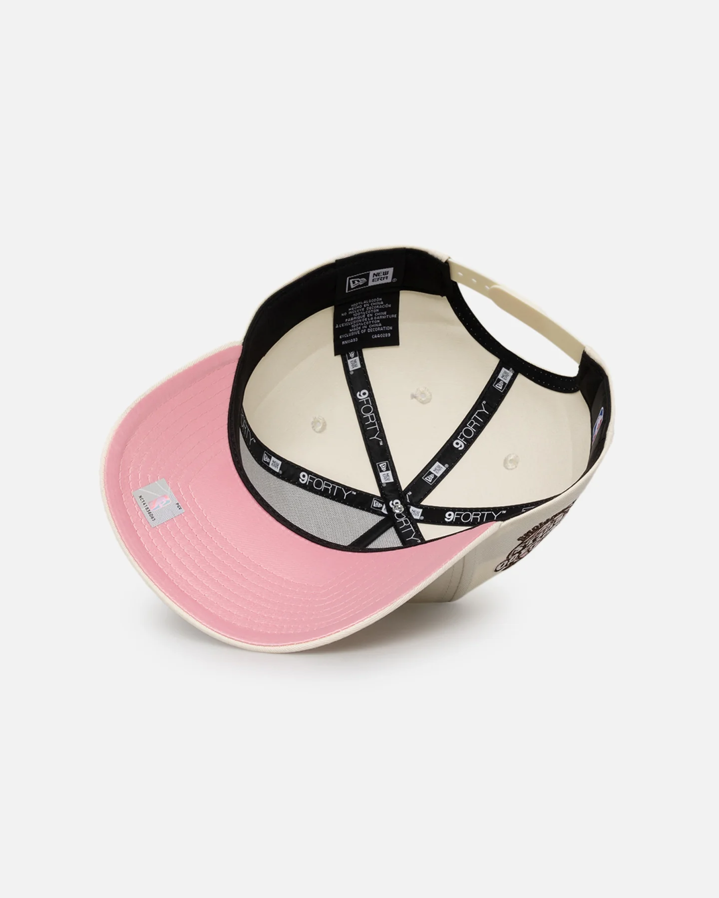 New Era Chicago Bulls 'Neapolitan Chrome' 9FORTY A-Frame Snapback Chrome/Pink Met - Image 6