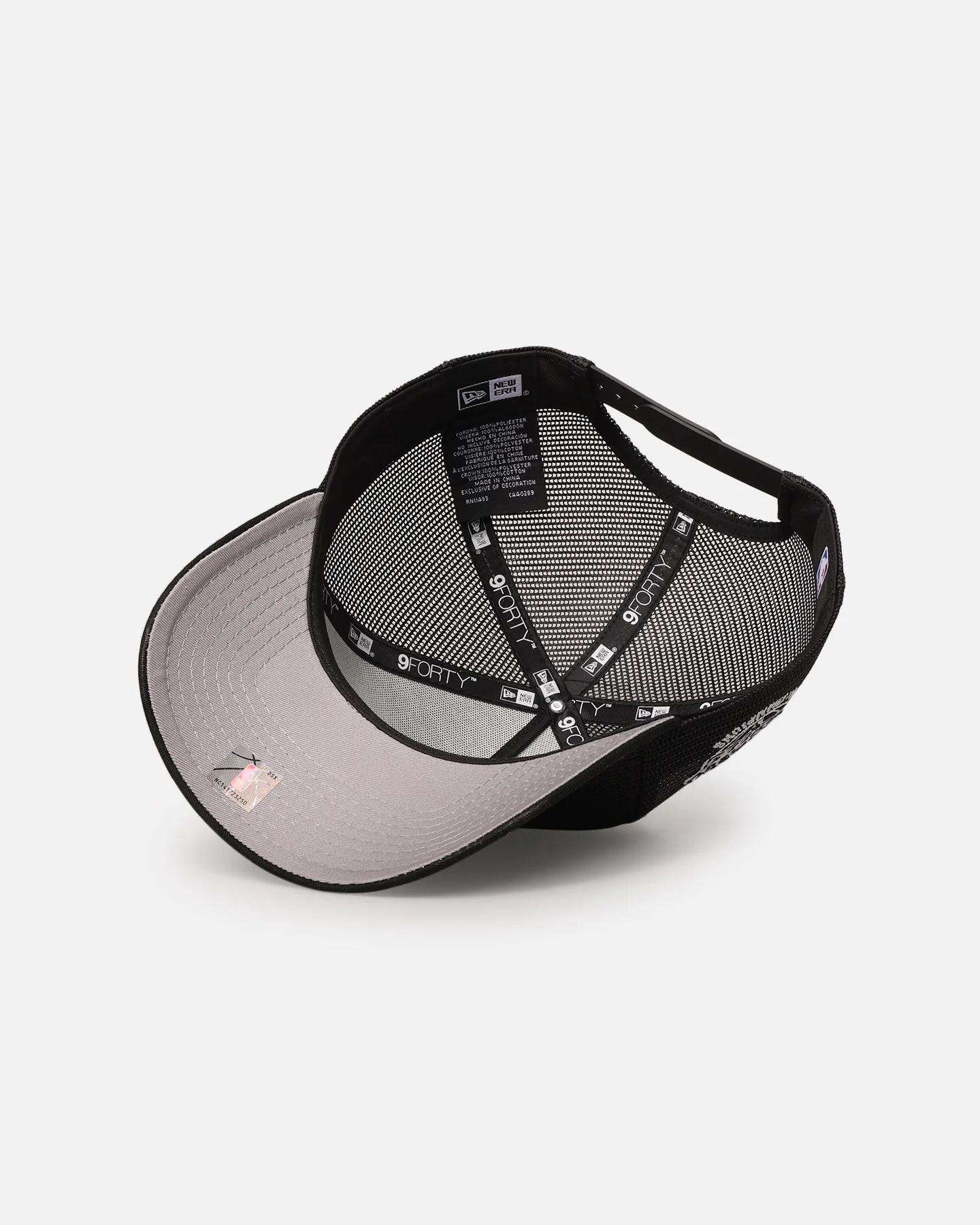 New Era Chicago Bulls 'Polychromatic Mesh' 9FORTY A-Frame Snapback Black - Image 6