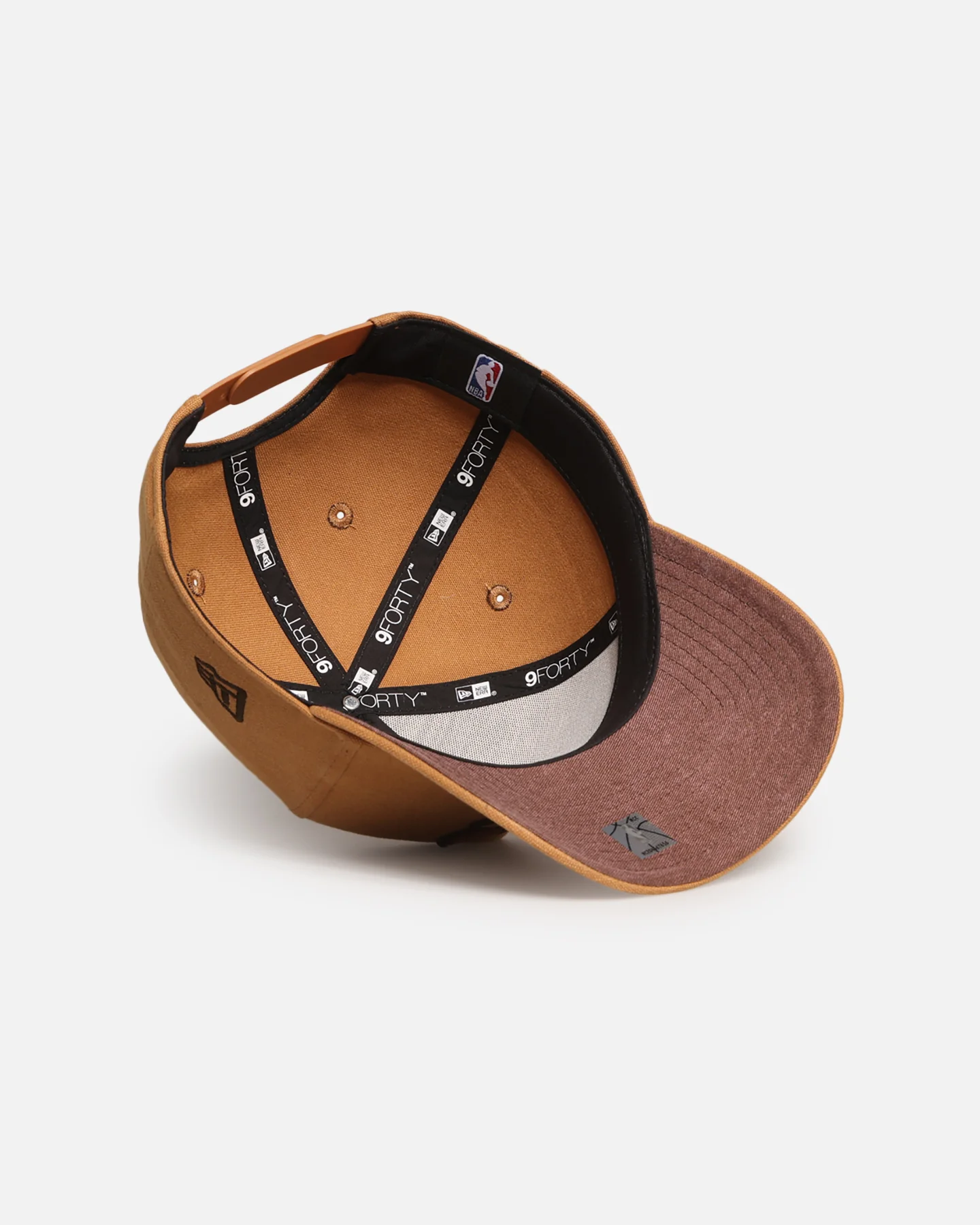 New Era Chicago Bulls 'Washed Canvas' 9FORTY A-Frame Snapback Bronze - Image 6