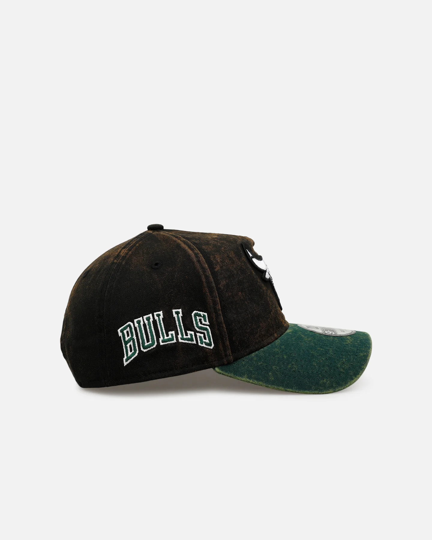 New Era Chicago Bulls 'Washed Green 2.0' 9FORTY A-Frame Snapback Black/Green - Image 3