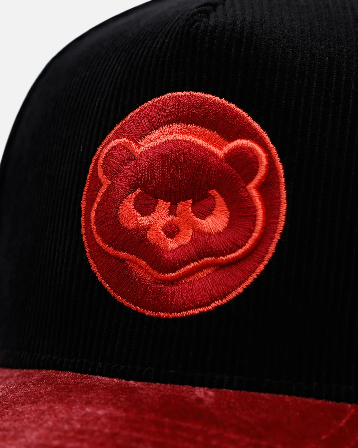 New Era Chicago Cubs 'Velvet Cord Certified Lover' 9FORTY A-Frame Premium Corduroy Snapback Black - Image 2