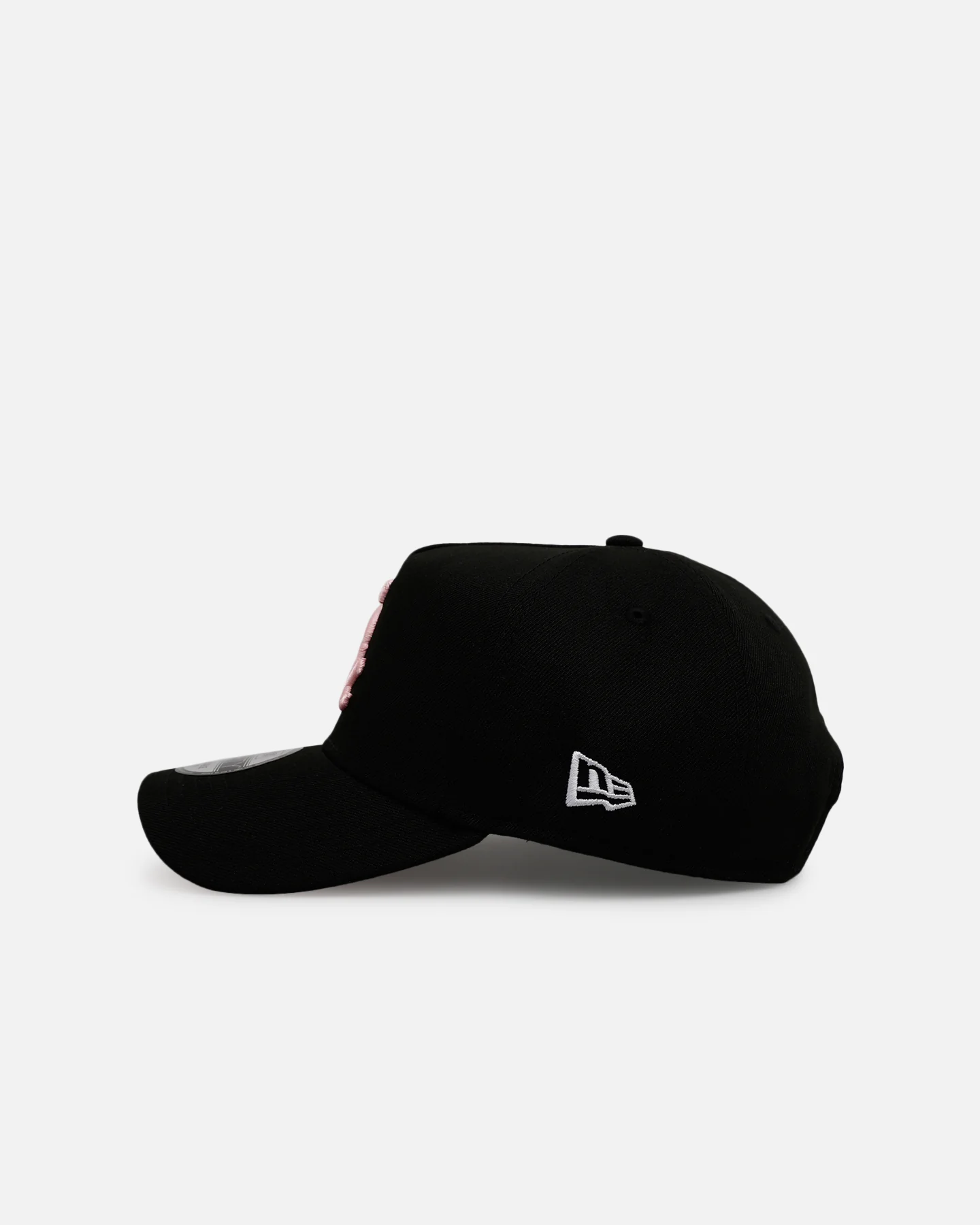 New Era Chicago White Sox 'Black And Pink' 9FORTY A-Frame Snapback Black/Pink - Image 4