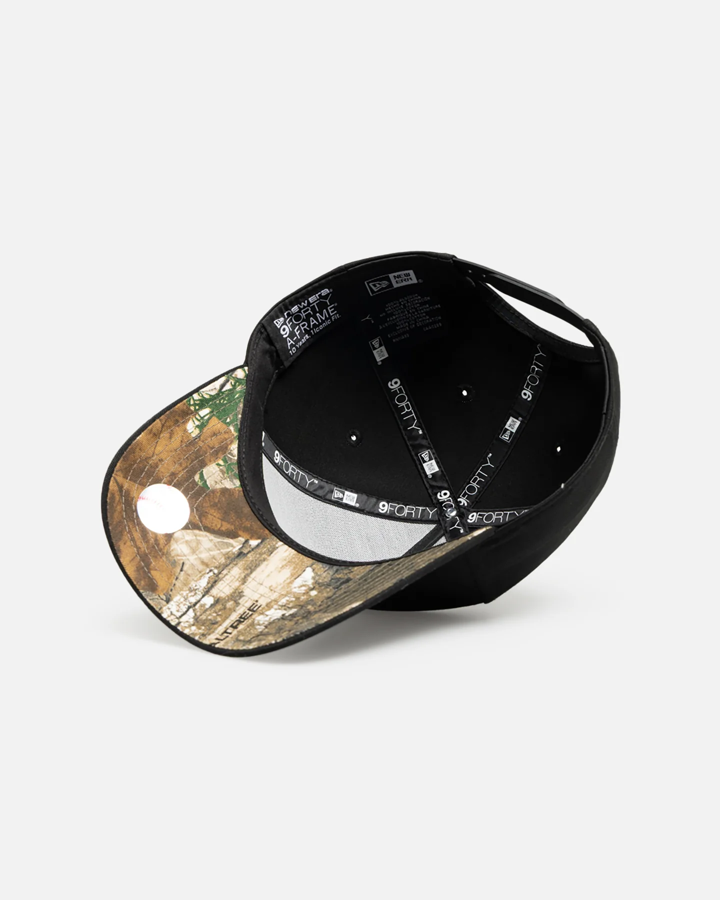 New Era Chicago White Sox 'Realtree UV Project X' 9FORTY A-Frame Snapback Black/Gold - Image 2