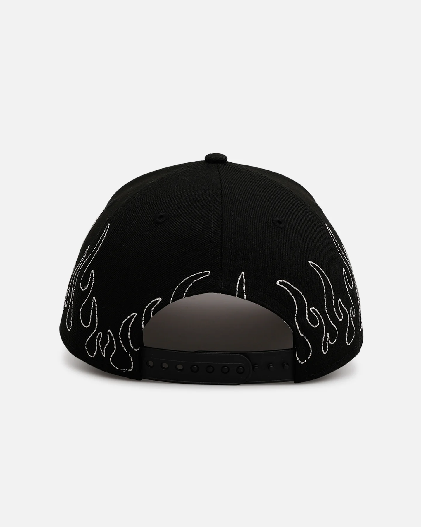 New Era Chicago White Sox 'Outline Flames' 9FORTY A-Frame Snapback Black - Image 2