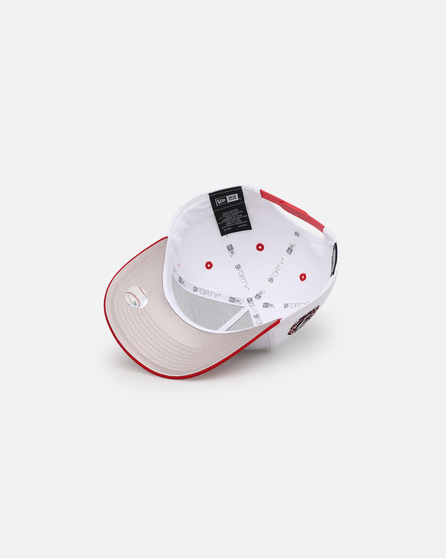 New Era Chicago White Sox 'Satin Blaze' 9FORTY A-Frame Snapback White/Scarlet - Image 6