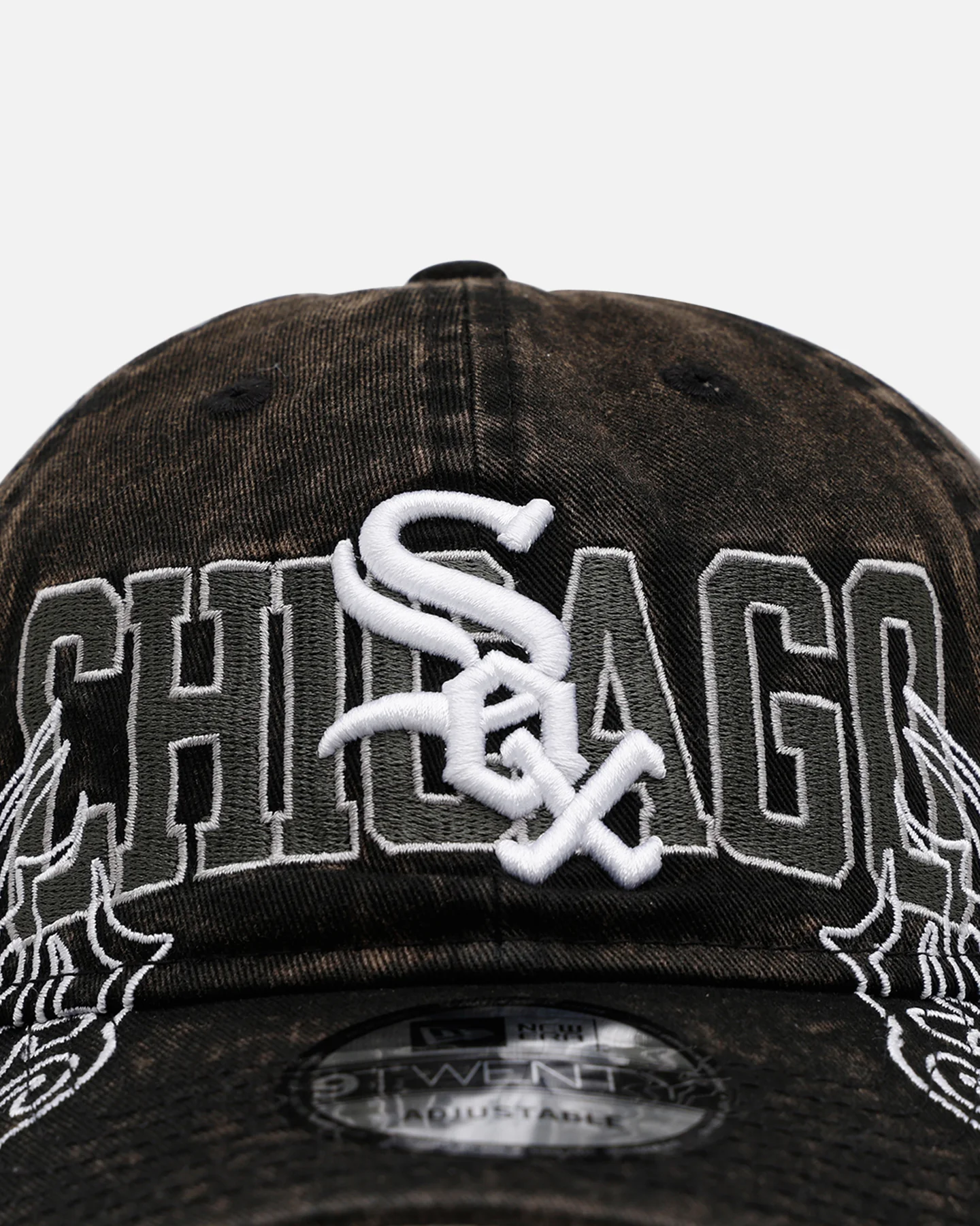 New Era Chicago White Sox 'Tribal' Classic Casual Strapback Washed Black - Image 5