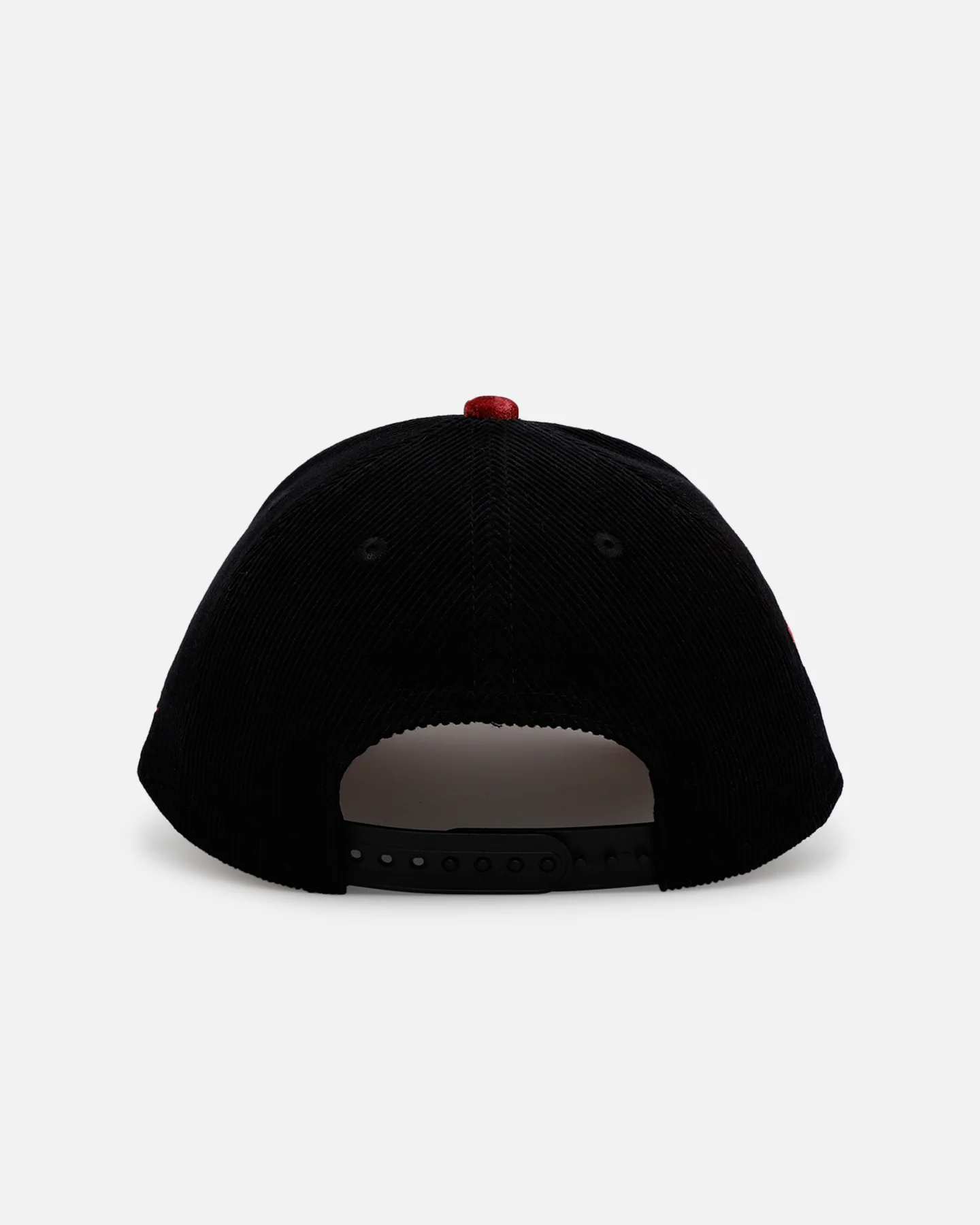 New Era Chicago White Sox 'Velvet Cord Certified Lover' 9FORTY A-Frame Premium Corduroy Snapback Black - Image 3
