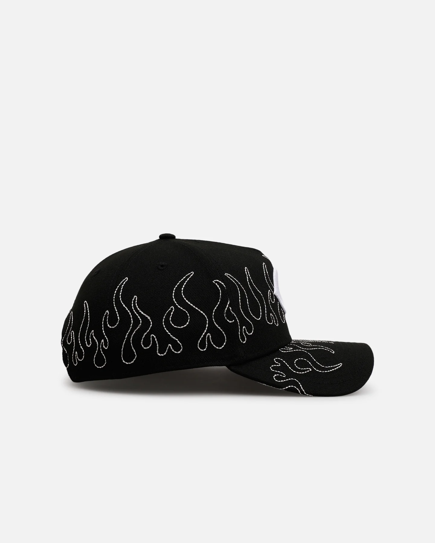 New Era Cincinnati Reds 'Outline Flames' 9FORTY A-Frame Snapback Black - Image 3