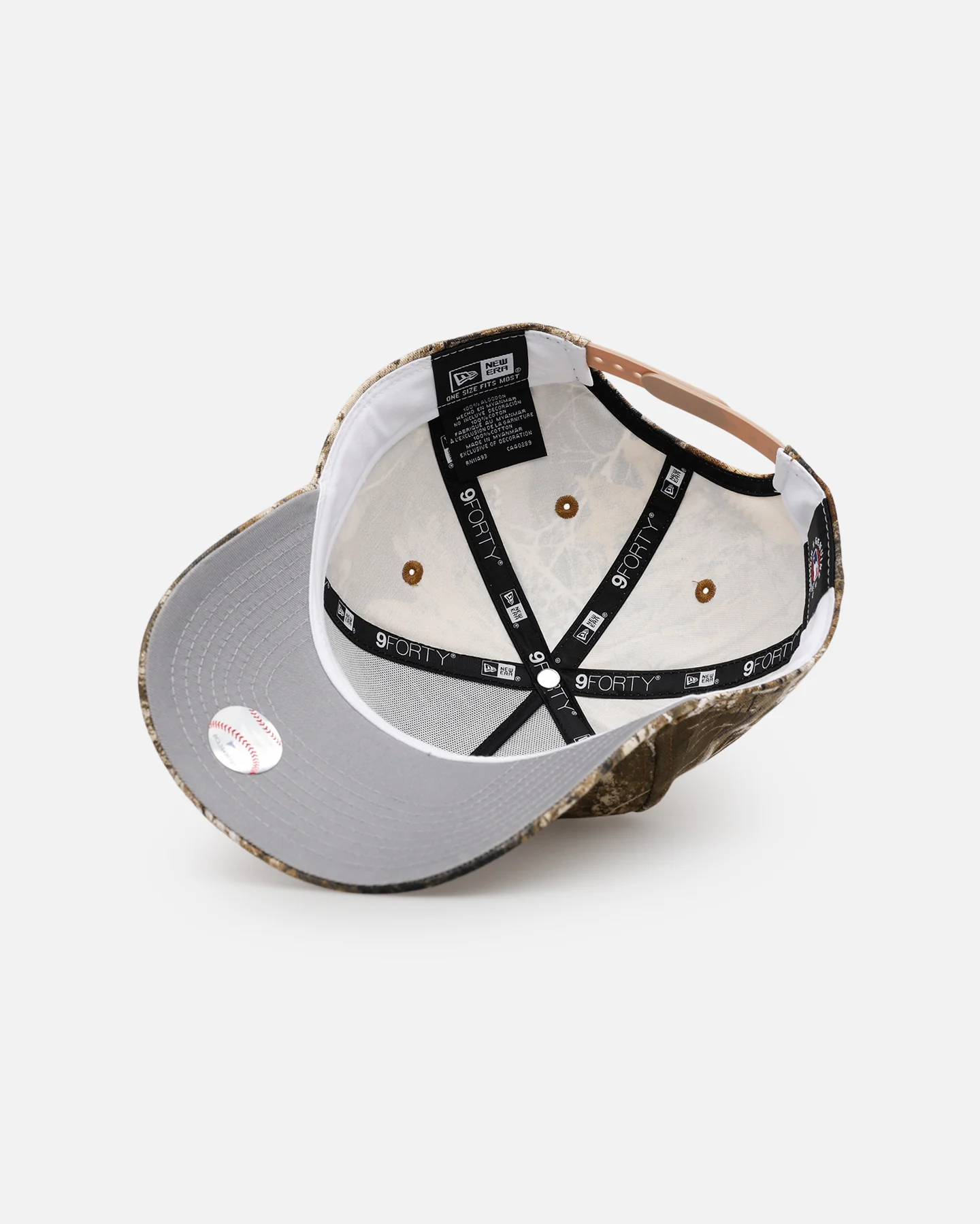 New Era Cleveland Guardians 'Great Outdoors Part II' 9FORTY A-Frame Snapback Real Tree Camo - Image 6