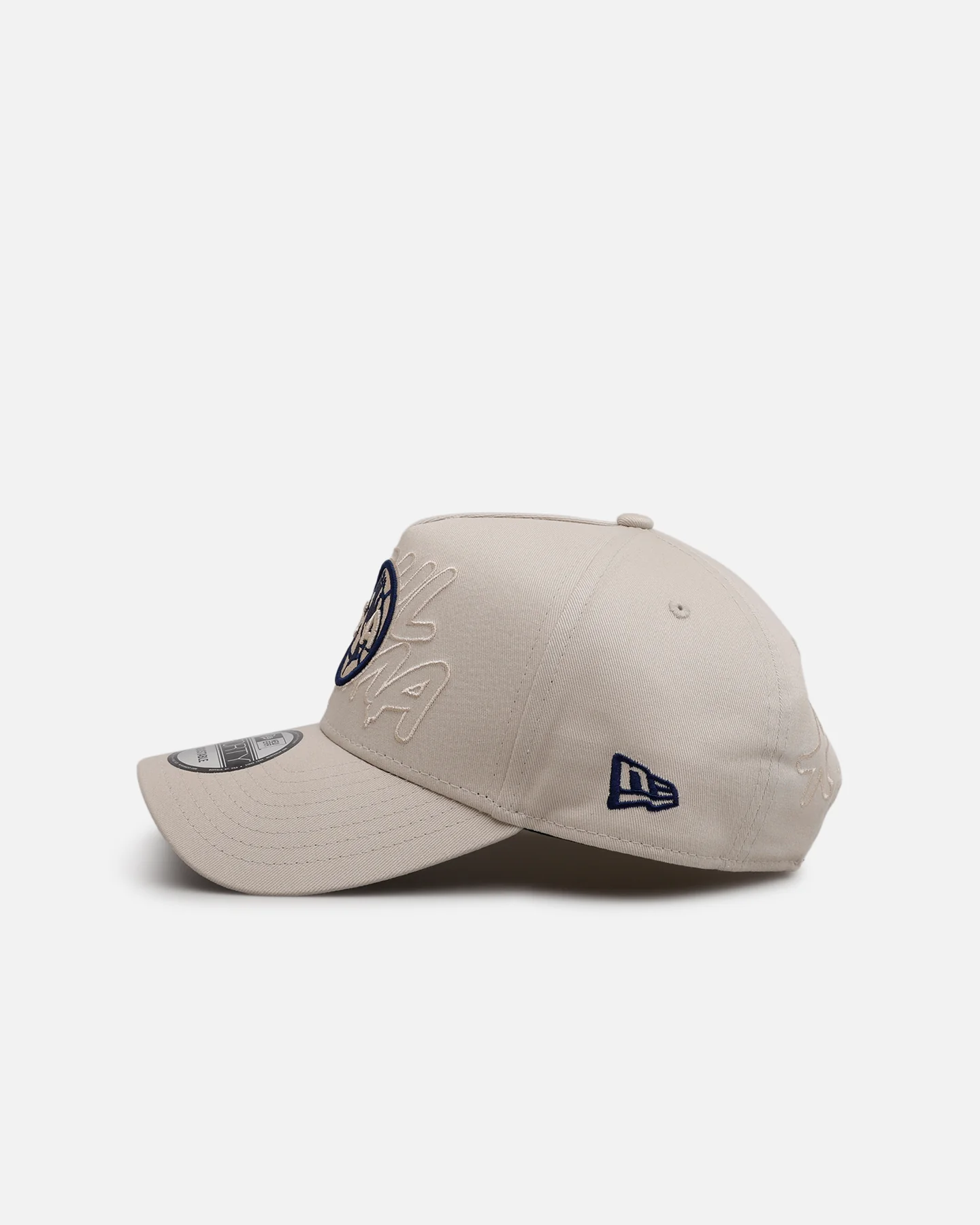 New Era Club América 'Mexico Spring Delivery' 9FORTY A-Frame Snapback Chrome - Image 4