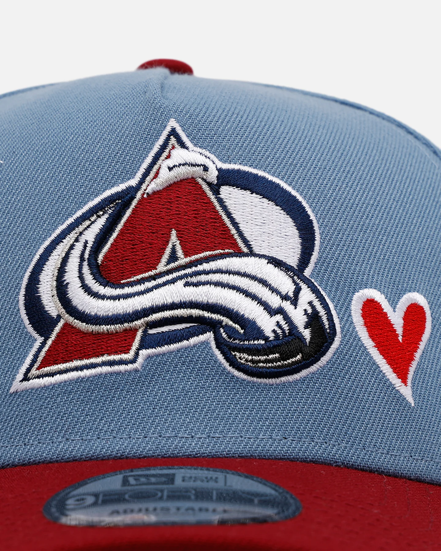 New Era Colorado Avalanche 'Team Color Hearts' 9FORTY A-Frame Snapback Official Team Color - Image 5