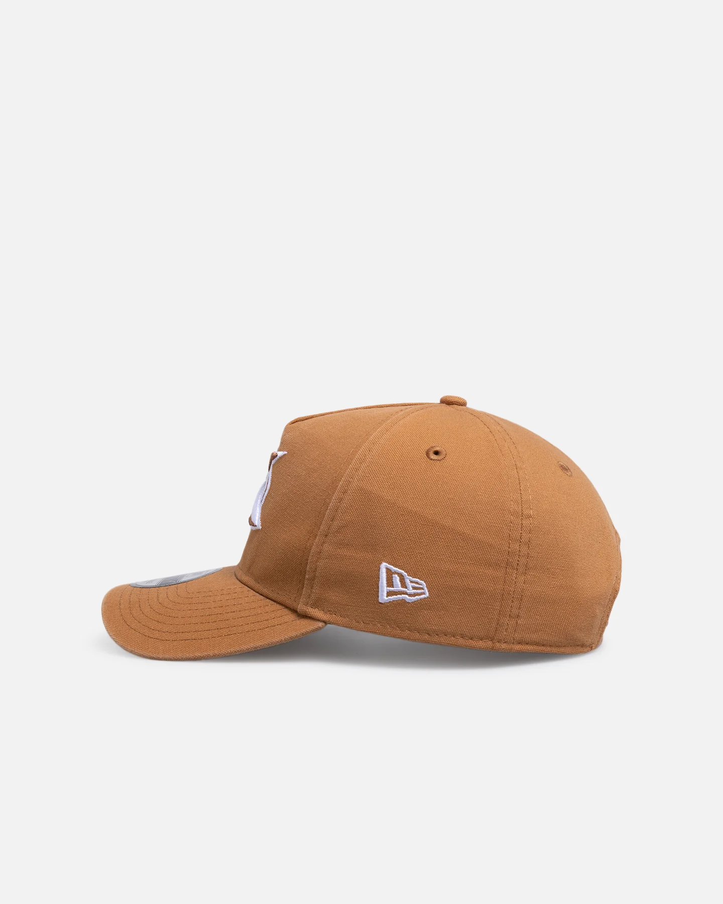 New Era Cronulla Sutherland Sharks 'NRL 2026' 9FORTY A-Frame Snapback Med Beige - Image 4