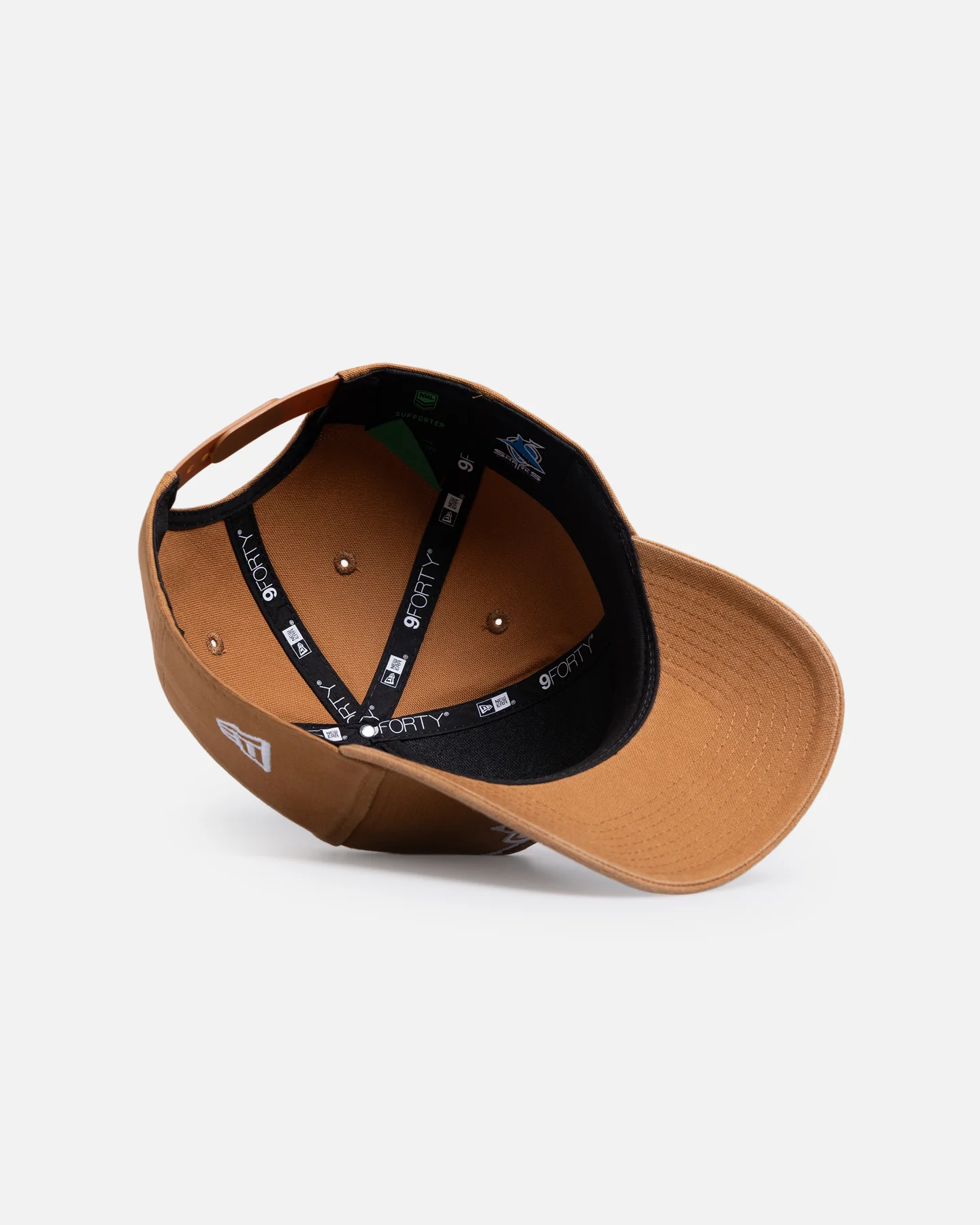 New Era Cronulla Sutherland Sharks 'NRL 2026' 9FORTY A-Frame Snapback Med Beige - Image 6