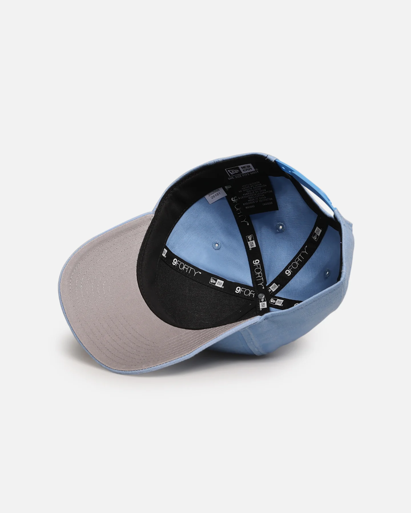 New Era Cronulla Sutherland Sharks 'NRL Washed OTC' 9FORTY A-Frame Snapback Pastel Blue - Image 6