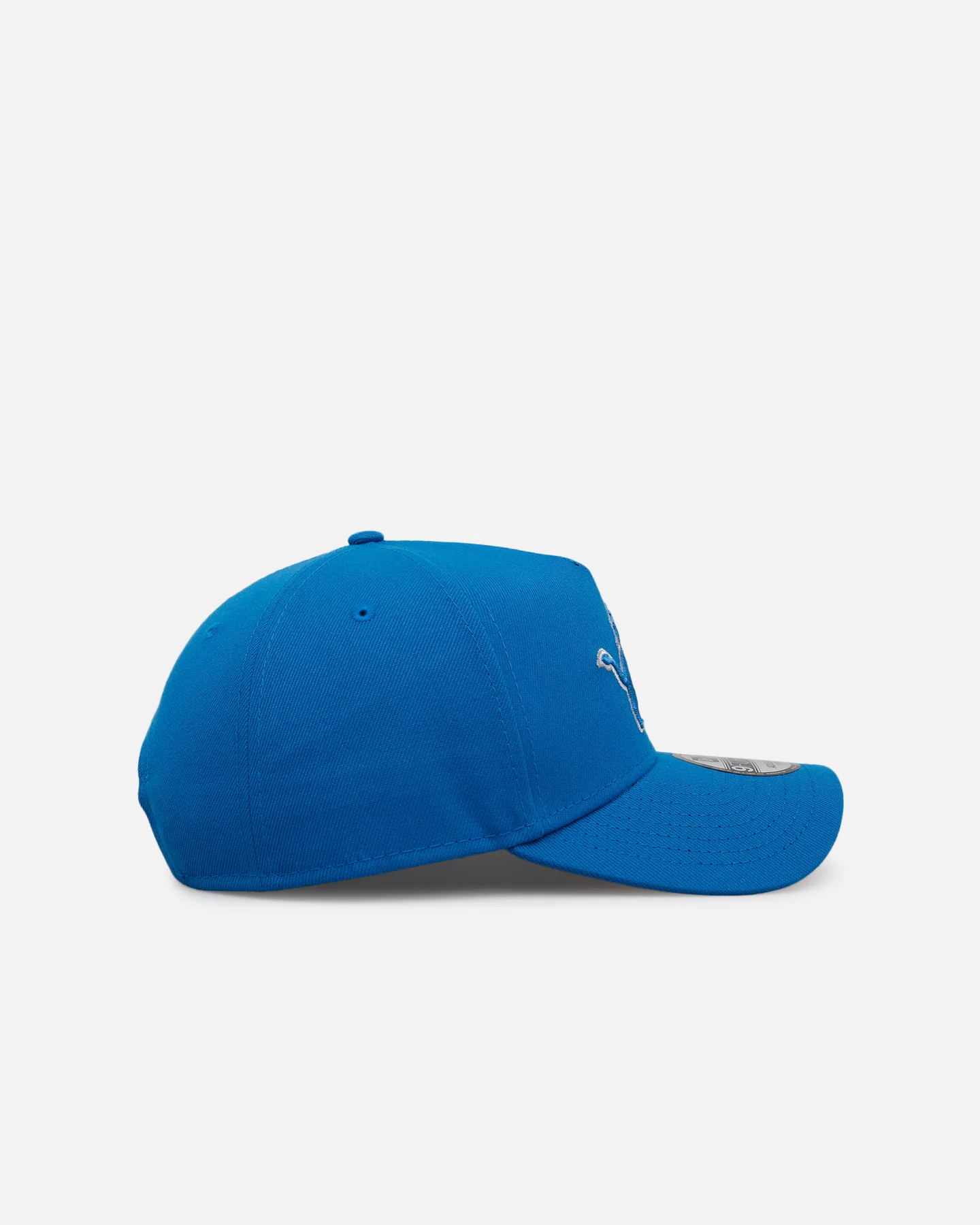 New Era Detroit Lions 'Cherry Blossoms' 9FORTY A-Frame Snapback Official Team Color - Image 3