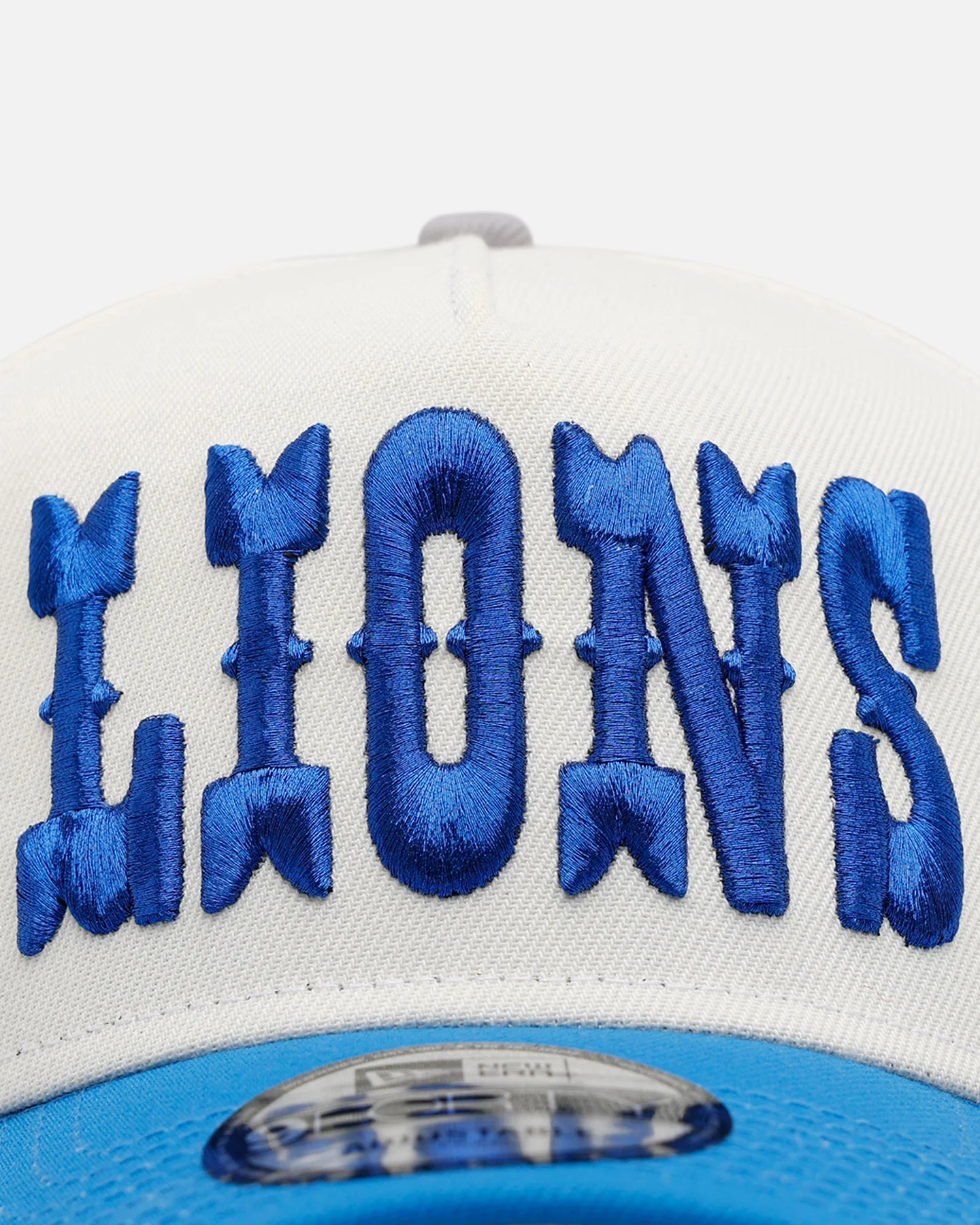 New Era Detroit Lions 'Chrome Metallic Wordmark' 9FORTY A-Frame Snapback Chrome - Image 5