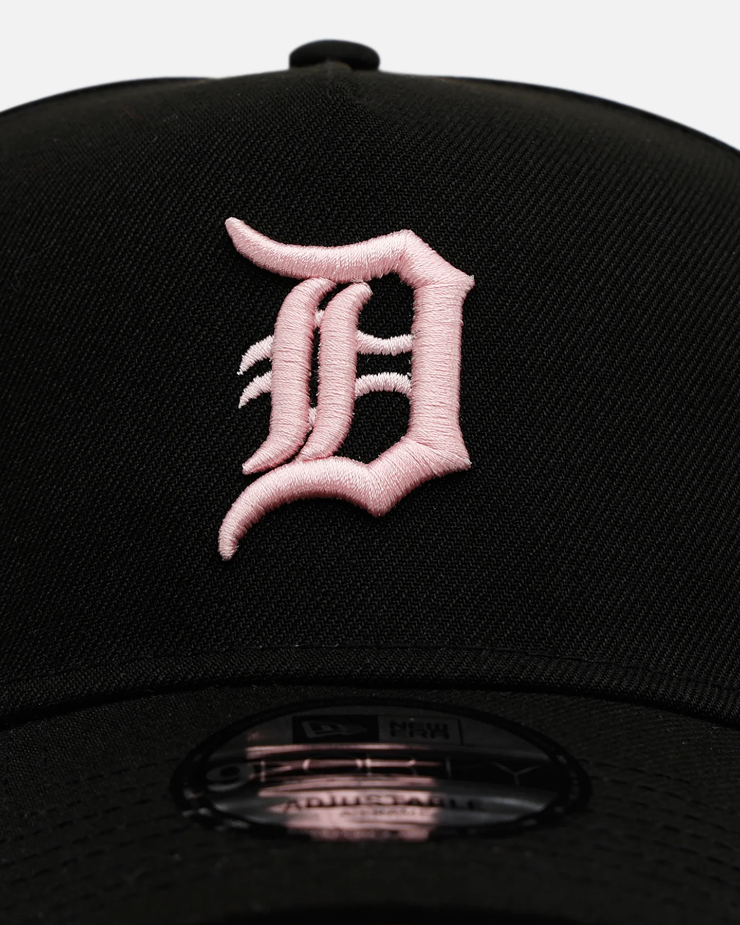 New Era Detroit Tigers 'Black And Pink' 9FORTY A-Frame Snapback Black/Pink - Image 5