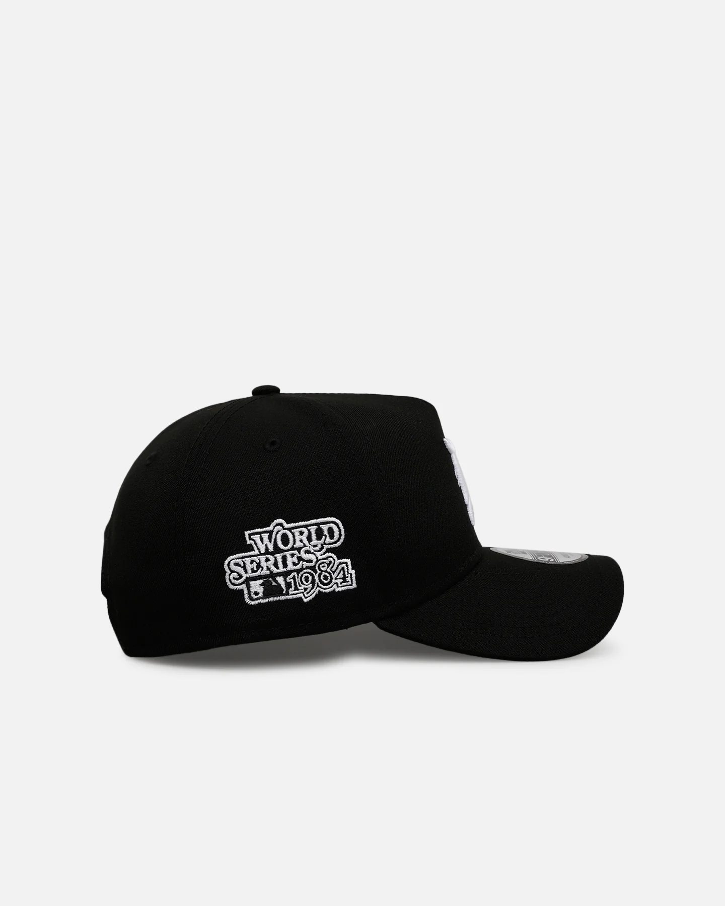 New Era Detroit Tigers 'Black And White' 9FORTY A-Frame Snapback Black/White - Image 3