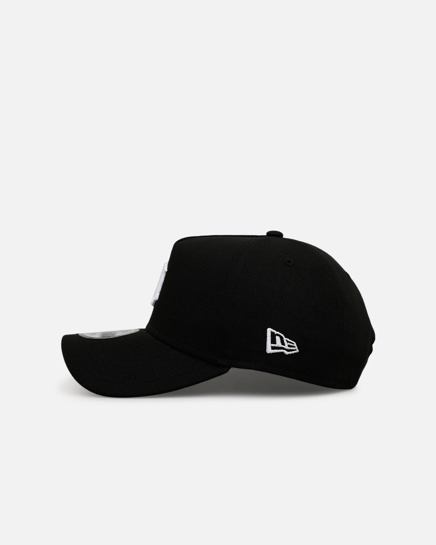 New Era Detroit Tigers 'Black And White' 9FORTY A-Frame Snapback Black/White - Image 4