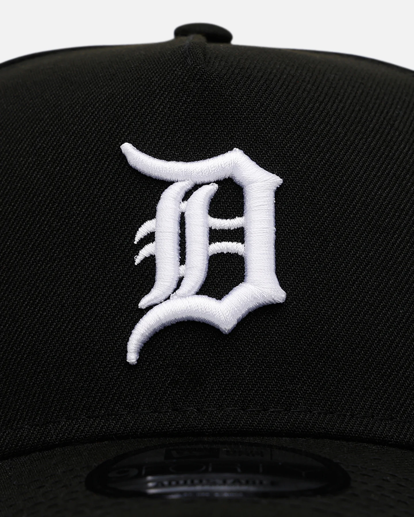 New Era Detroit Tigers 'Black And White' 9FORTY A-Frame Snapback Black/White - Image 5