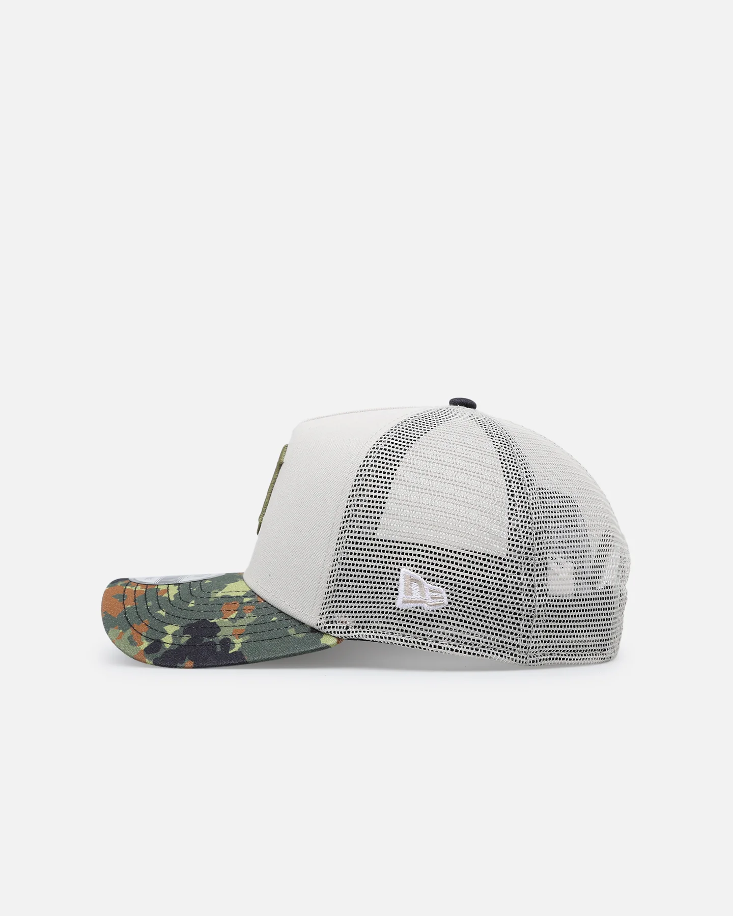 New Era Detroit Tigers "Camo Visor" 9FORTY A-Frame Trucker Snapback Stone/Olive - Image 4