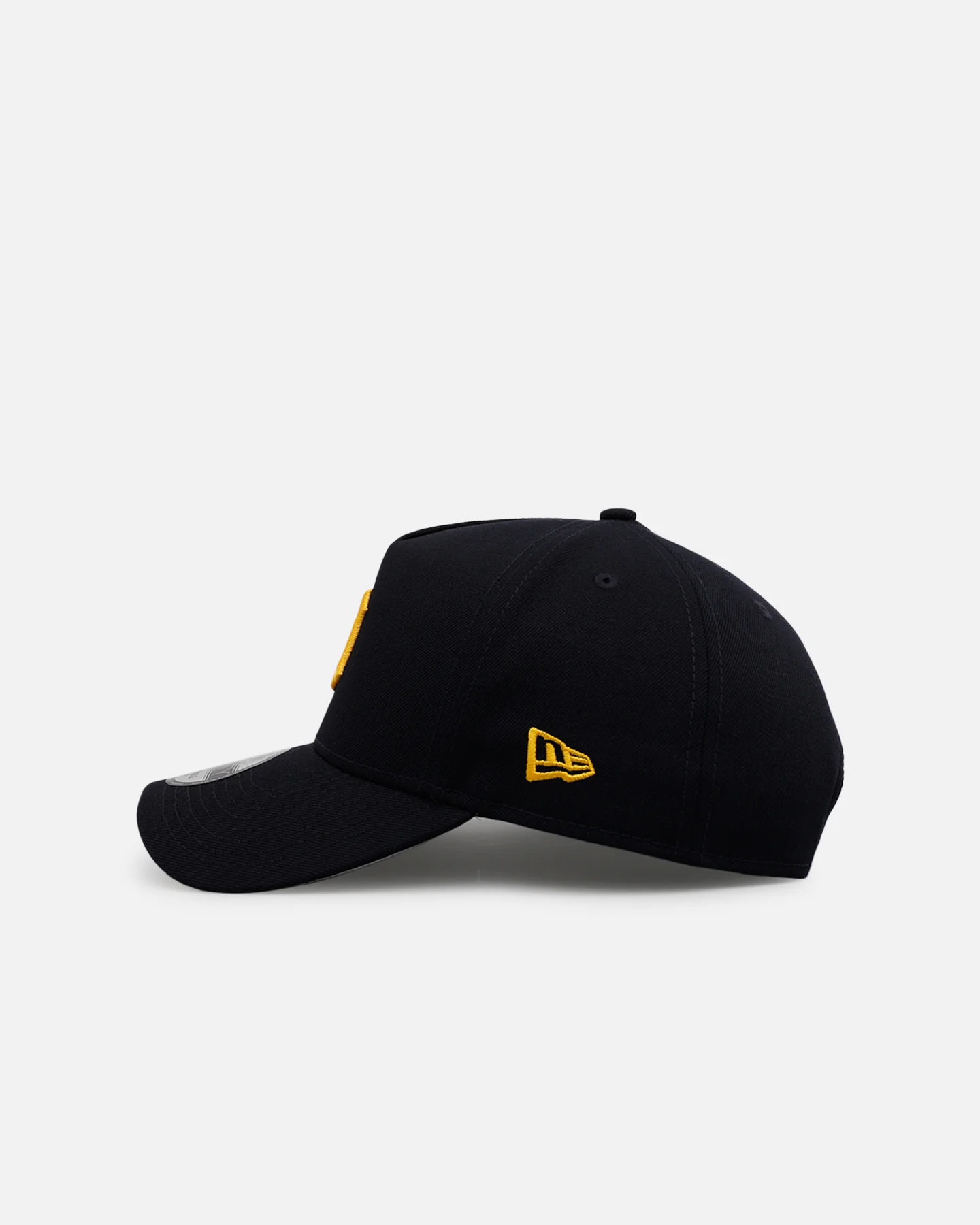 New Era Detroit Tigers 'College Crossover' University of Michigan 9FORTY A-Frame Snapback Official Team Color - Image 4