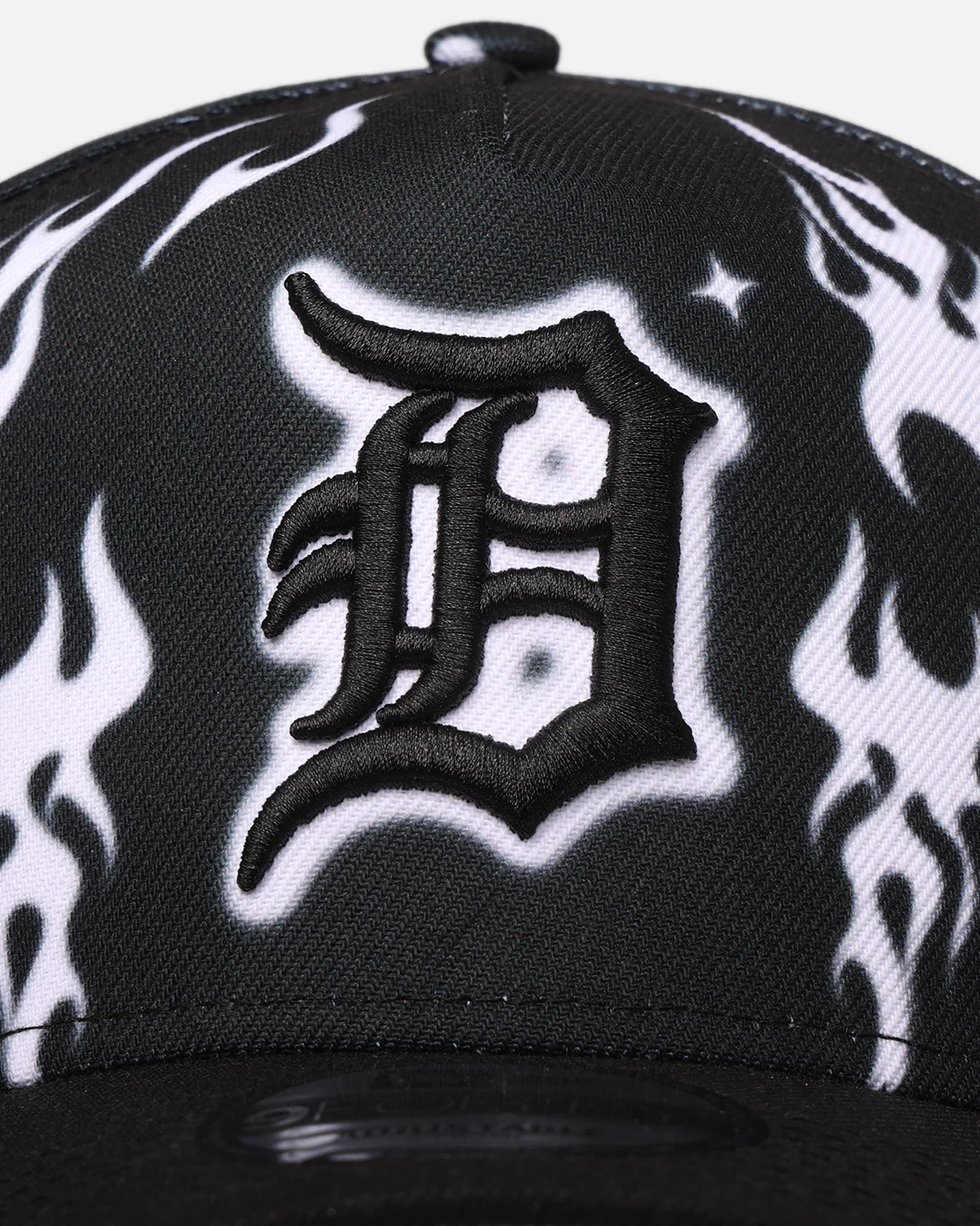 New Era Detroit Tigers 'Crown Flames' 9OFRTY A-Frame Snapback Black/White - Image 5