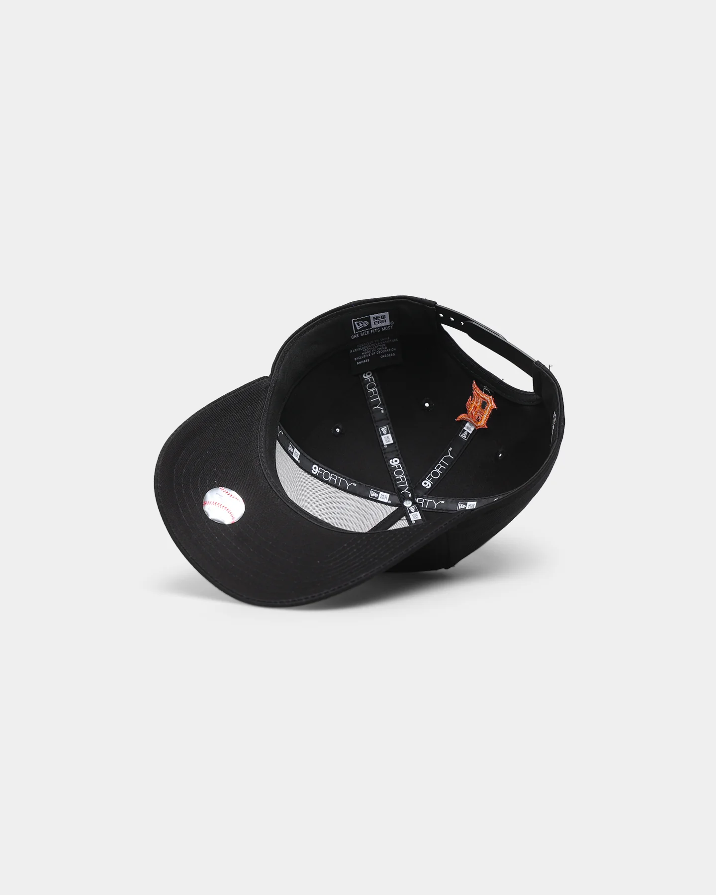 New Era Detroit Tigers 'Flamin' Hot' 9FORTY A-Frame Snapback Black/Flame - Image 6