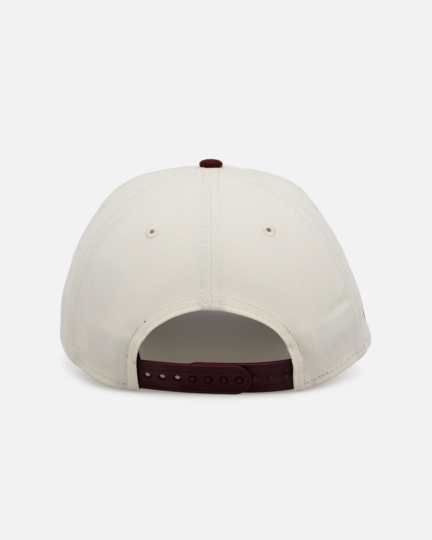 New Era Detroit Tigers 'Lover's Club 2.0' 9FORTY A-Frame Snapback Chrome - Image 2