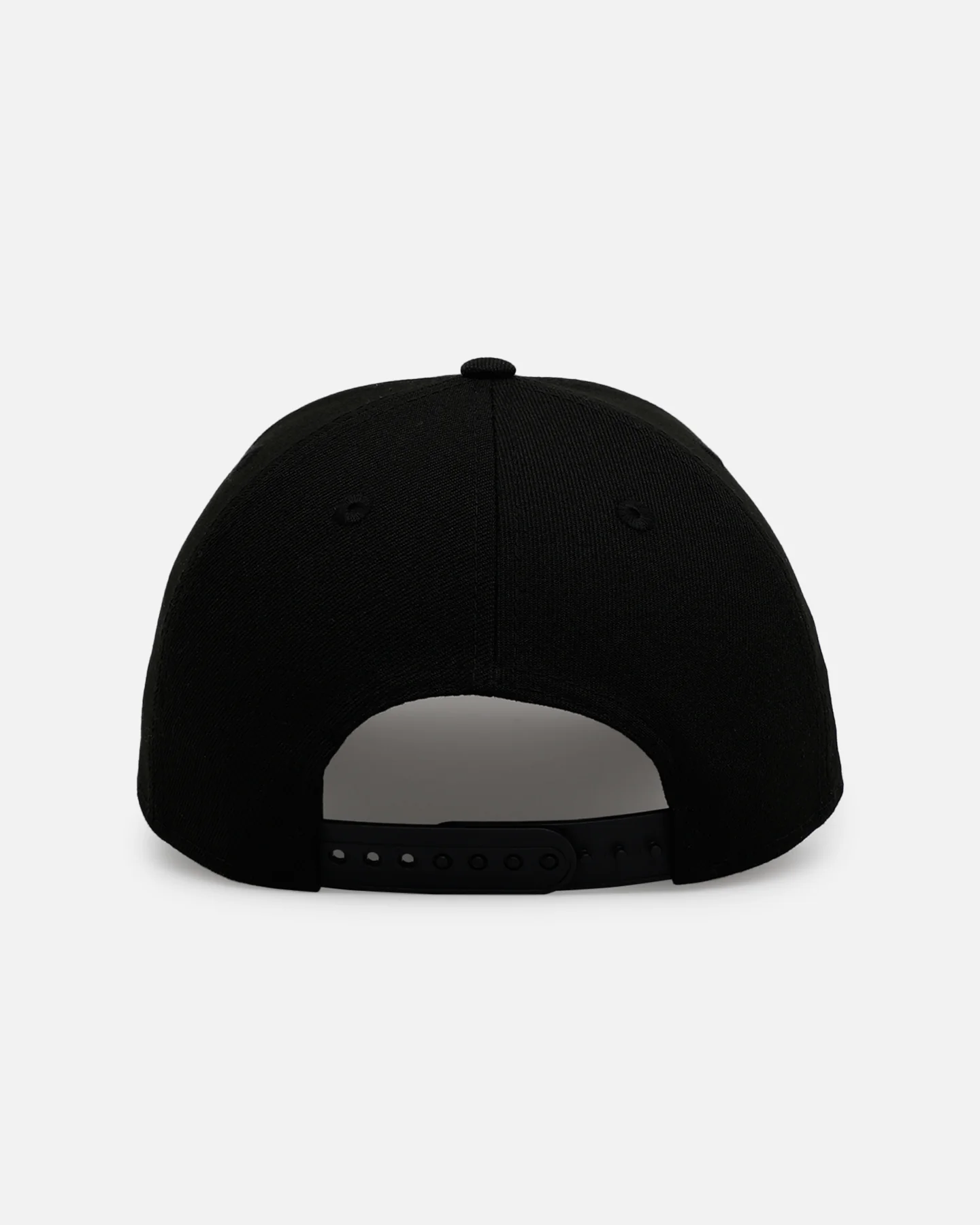 New Era Detroit Tigers 'New Year's Eve' 9FORTY A-Frame Snapback Gold/Silver - Image 2