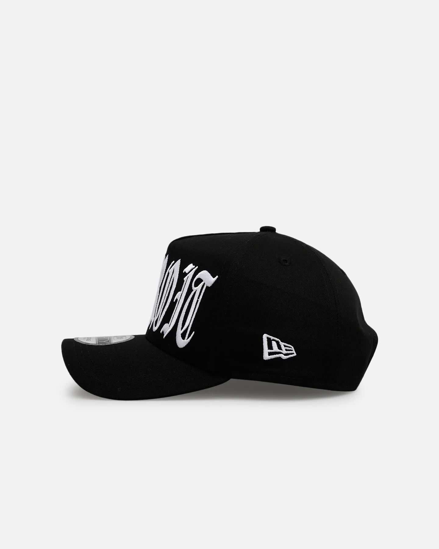 New Era Detroit Tigers 'Oversized Gothic Script Crown' 9FORTY A-Frame Snapback Black/White - Image 4
