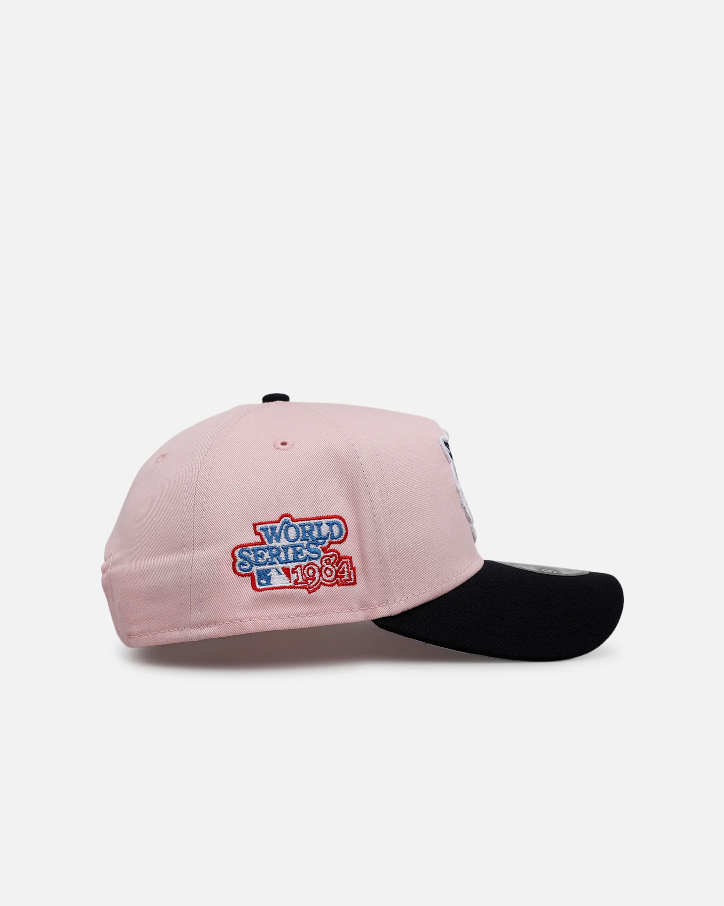 New Era Detroit Tigers 'Pink Crown' 9FORTY A-Frame Snapback Pink - Image 3