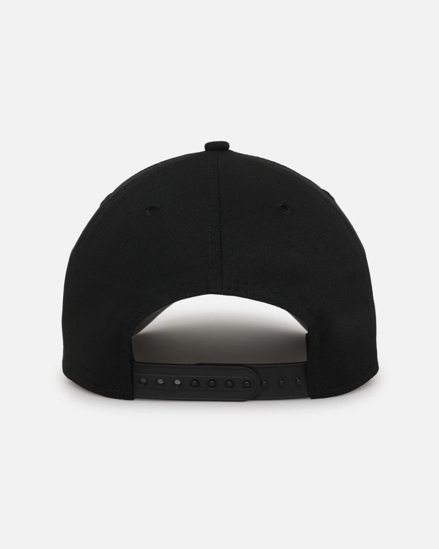 New Era Detroit Tigers 'Pink Rose Embroidery' 9FORTY A-Frame Snapback Black/Pink - Image 2