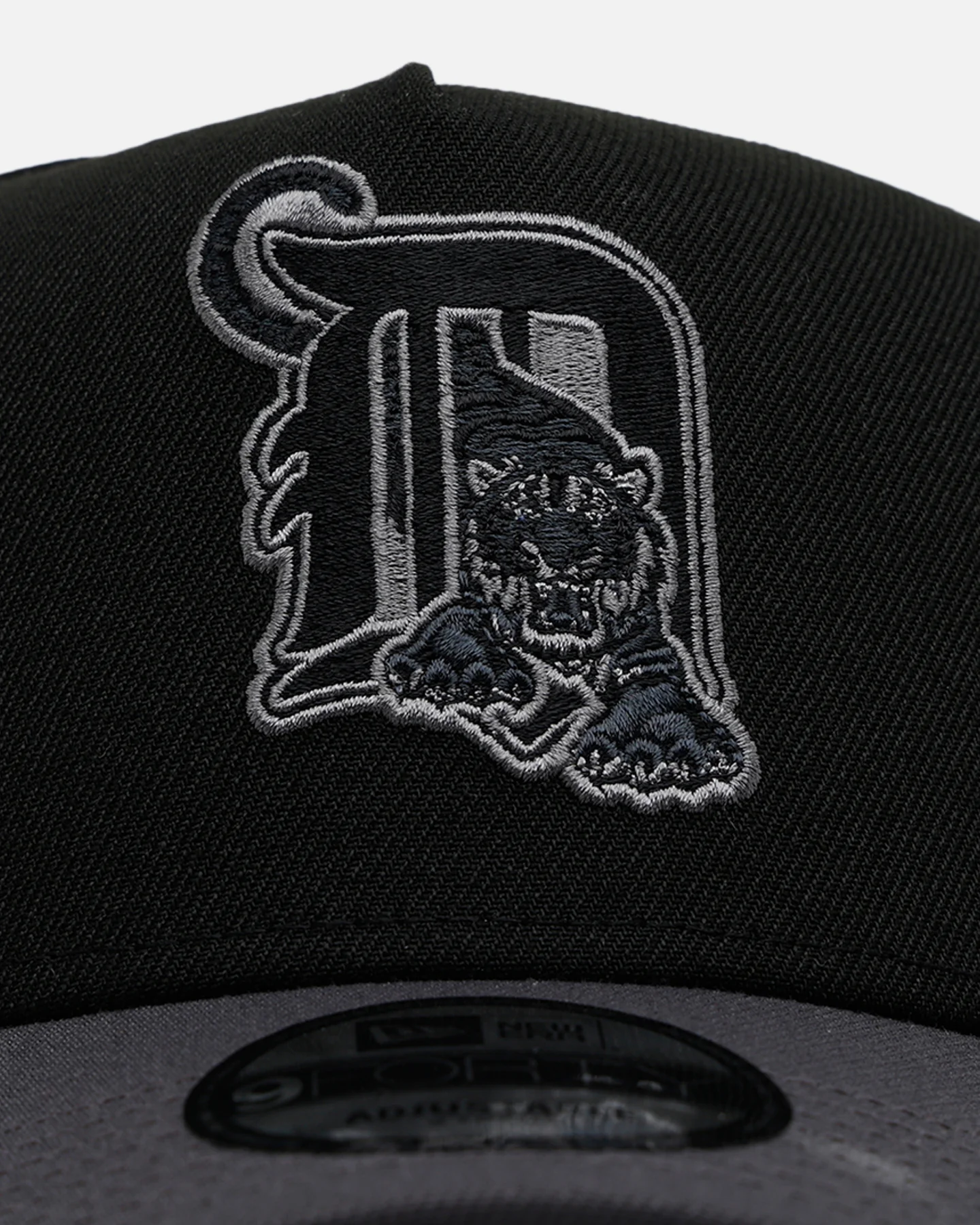New Era Detroit Tigers 'Stealth' 9FORTY A-Frame Snapback Black/Charcoal - Image 5
