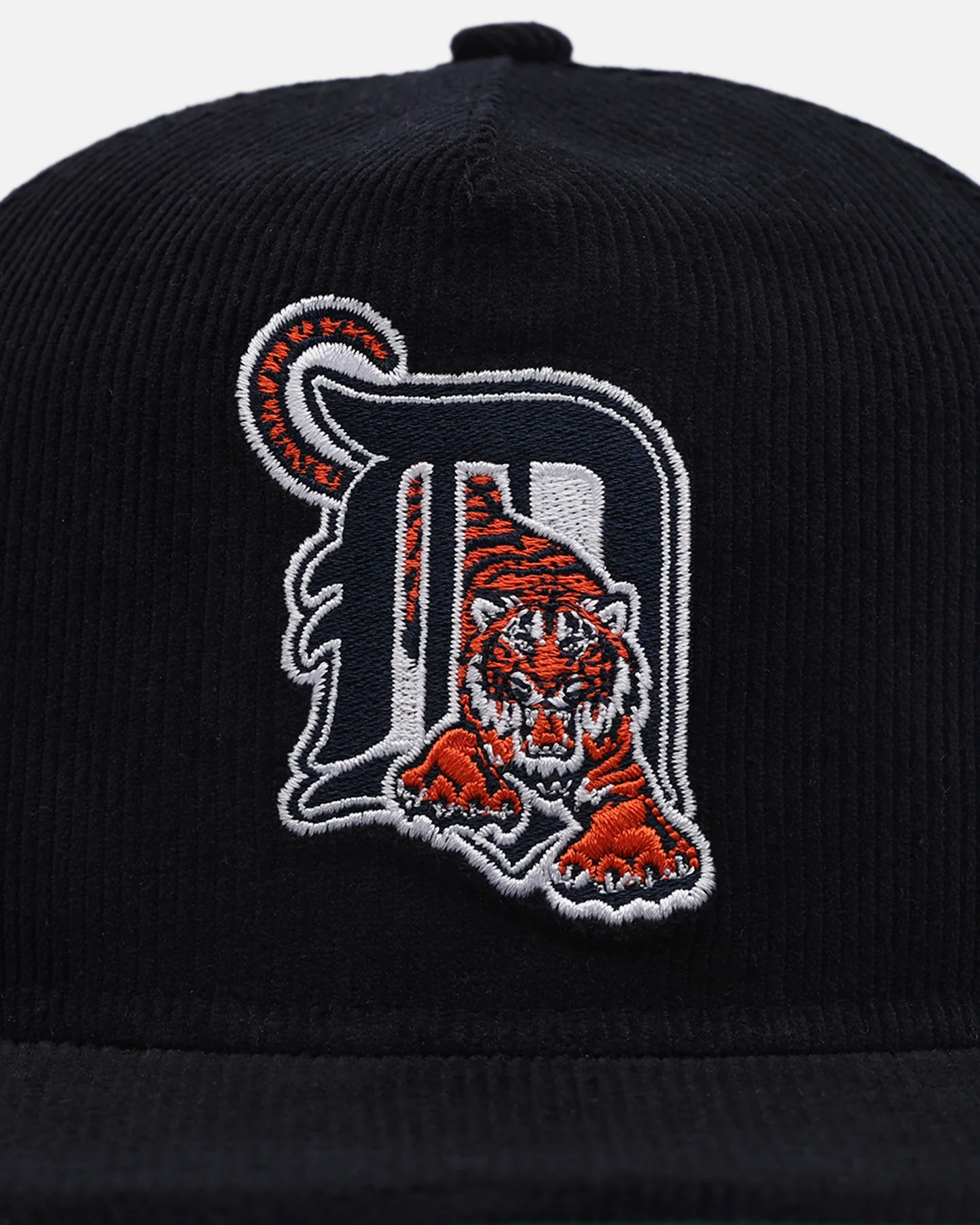 New Era Detroit Tigers 'Throwback Cord Golfers' Corduroy Golfer Snapback Navy - Image 6