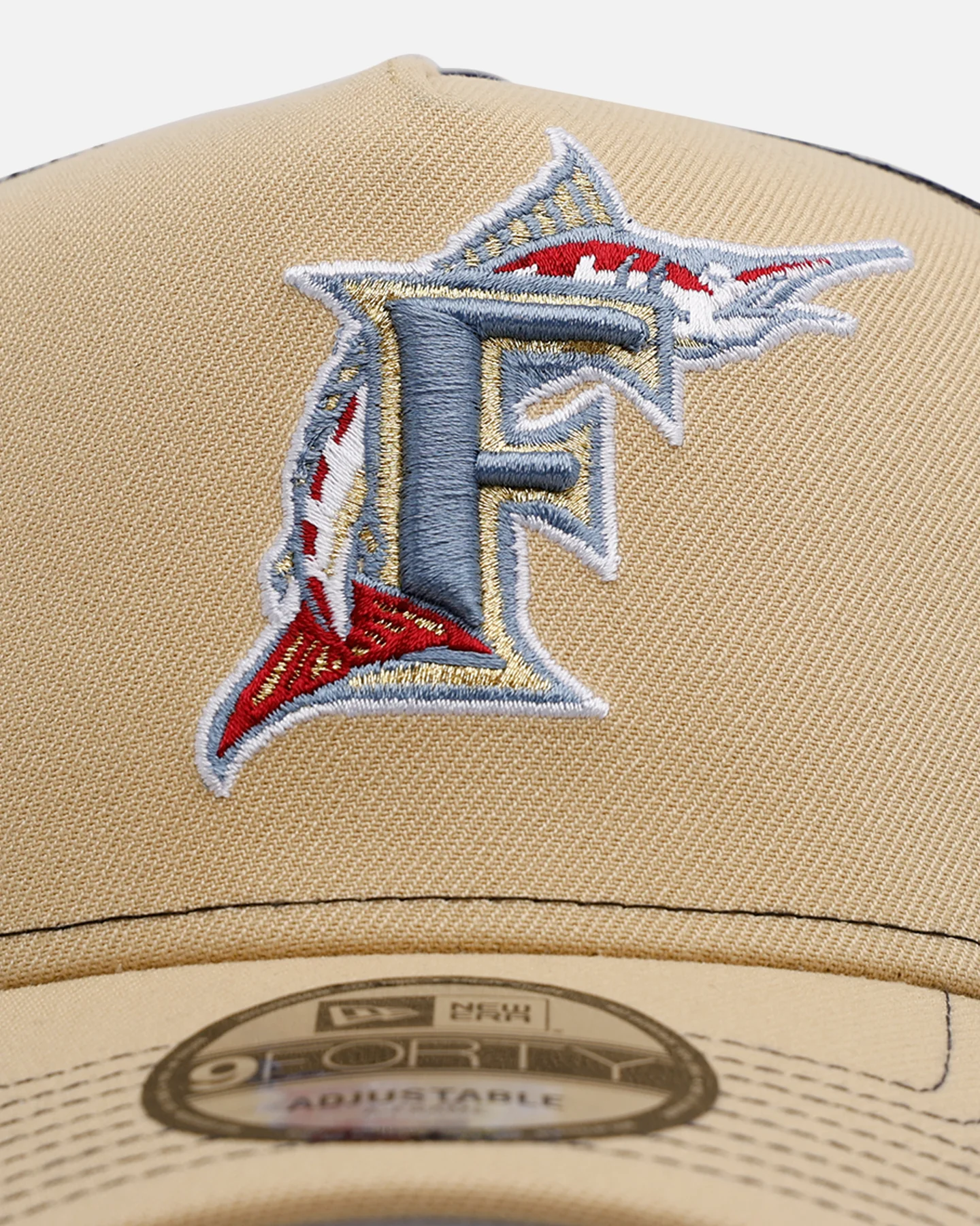 New Era Florida Marlins 'Vintage Truckers' 9FORTTY A-Frame Trucker Snapback Vegas Gold - Image 5