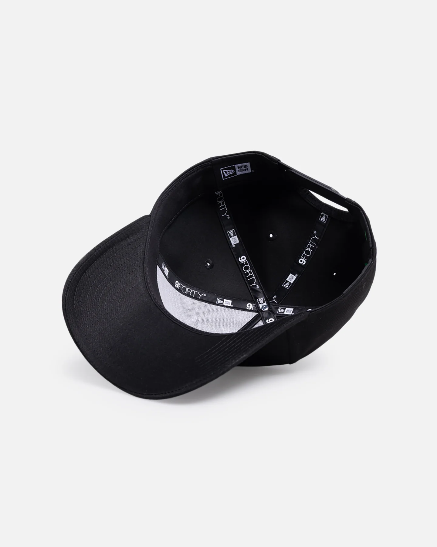New Era Gold Coast Titans 'NRL Glow In The Dark' 9FORTY A-Frame Snapback Black - Image 7