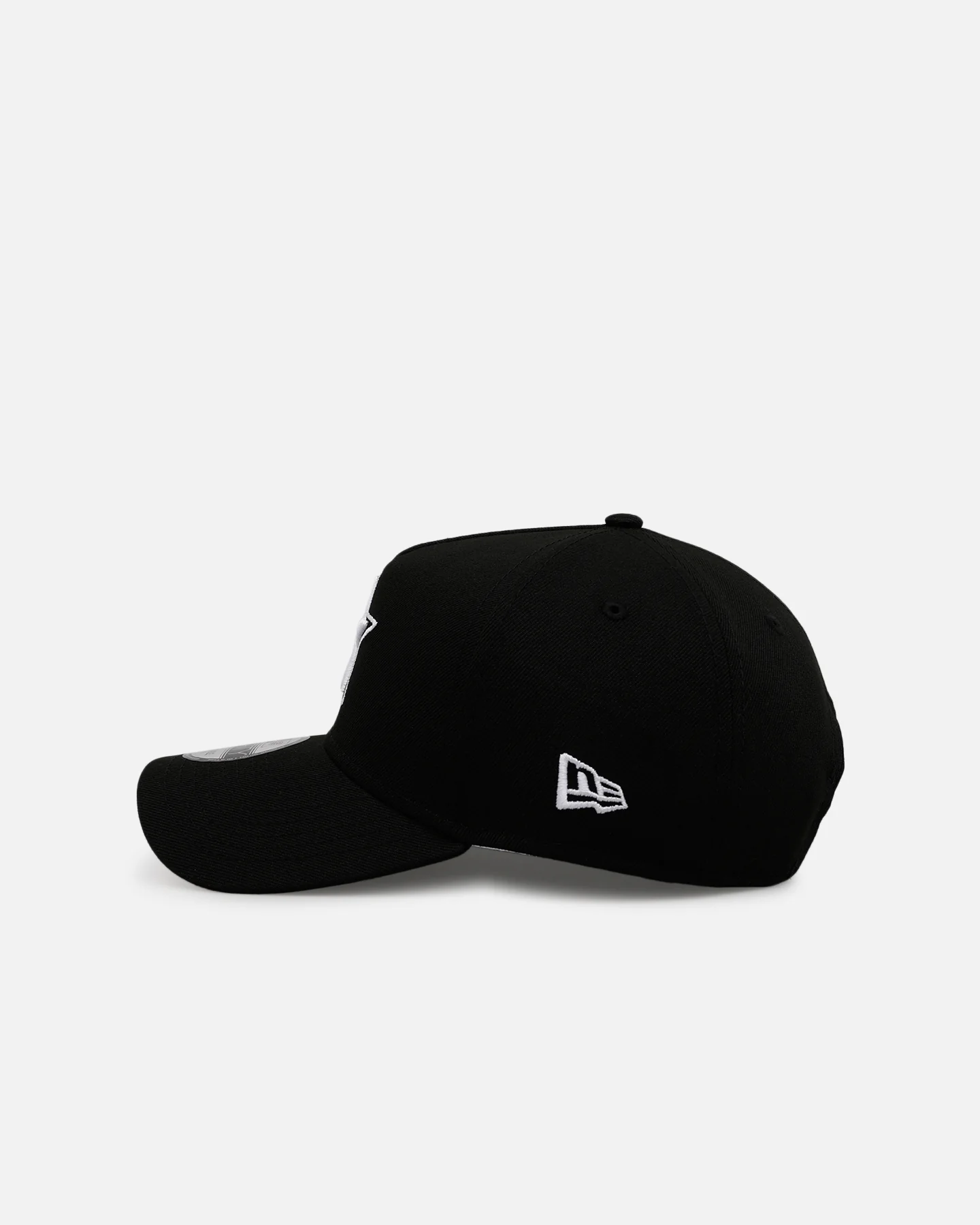 New Era Houston Astros 'Black And White' 9FORTY A-Frame Snapback Black/White - Image 4