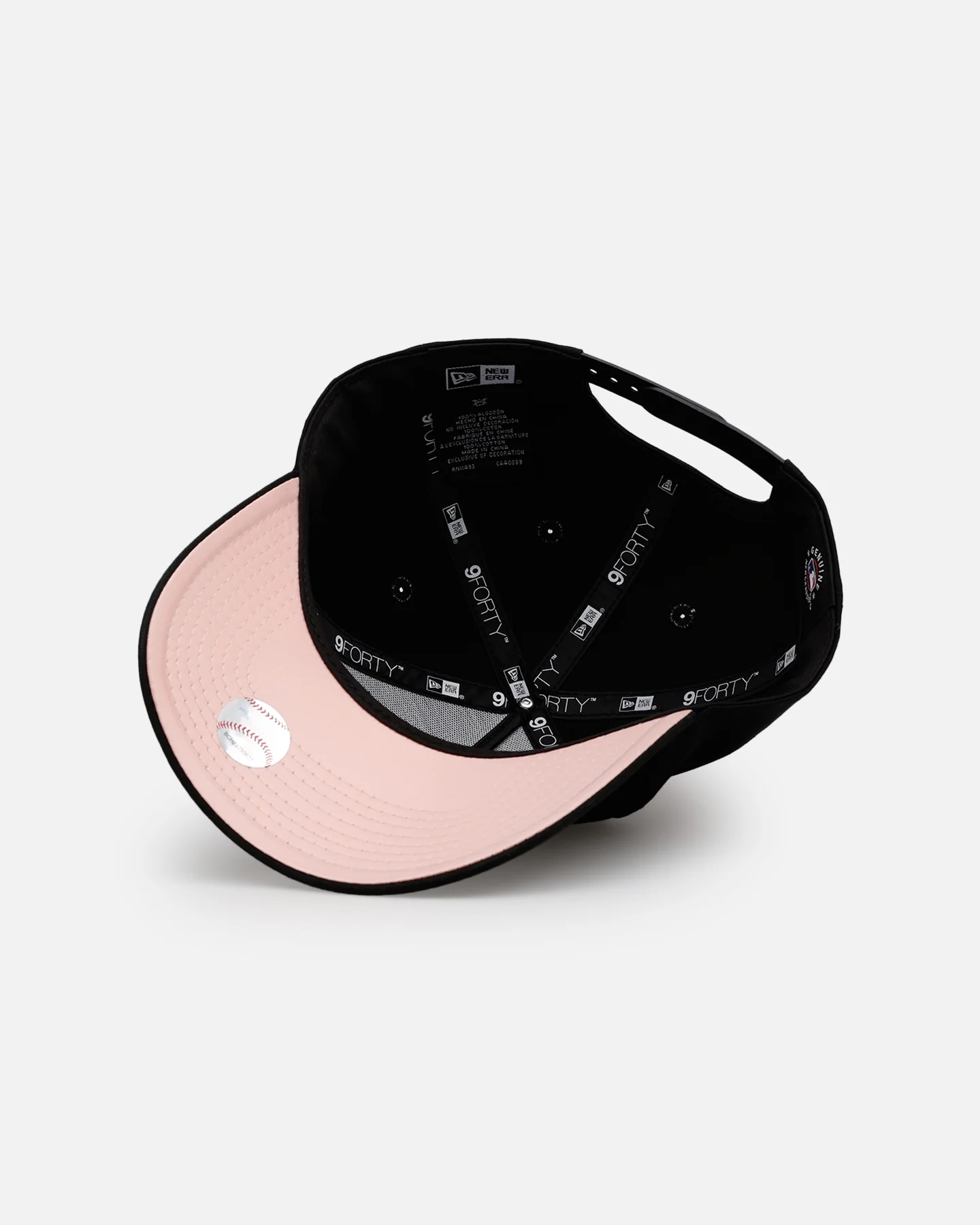 New Era Houston Astros 'Pink Satin Hearts 2.0' 9FORTY A-Frame Snapback Black/Pink - Image 6