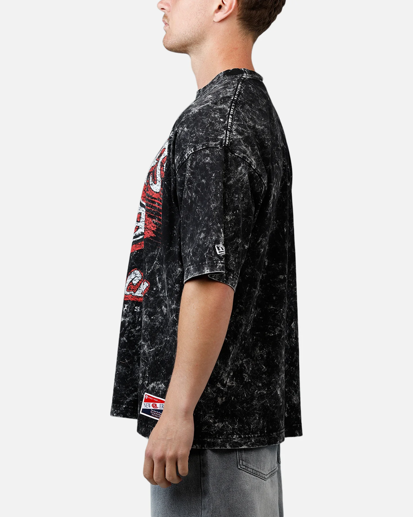 New Era Kansas City Chiefs Boxy Essentials T-Shirt Washed Black - Image 5