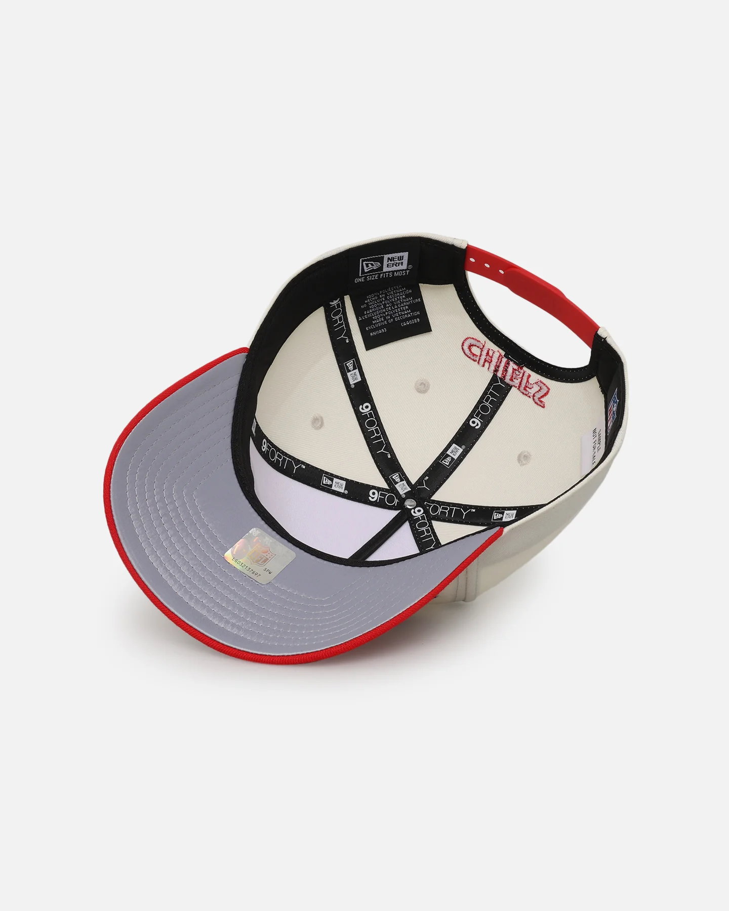 New Era Kansas City Chiefs 'Super Bowl Logos' 9FORTY A-Frame Snapback Chrome - Image 6