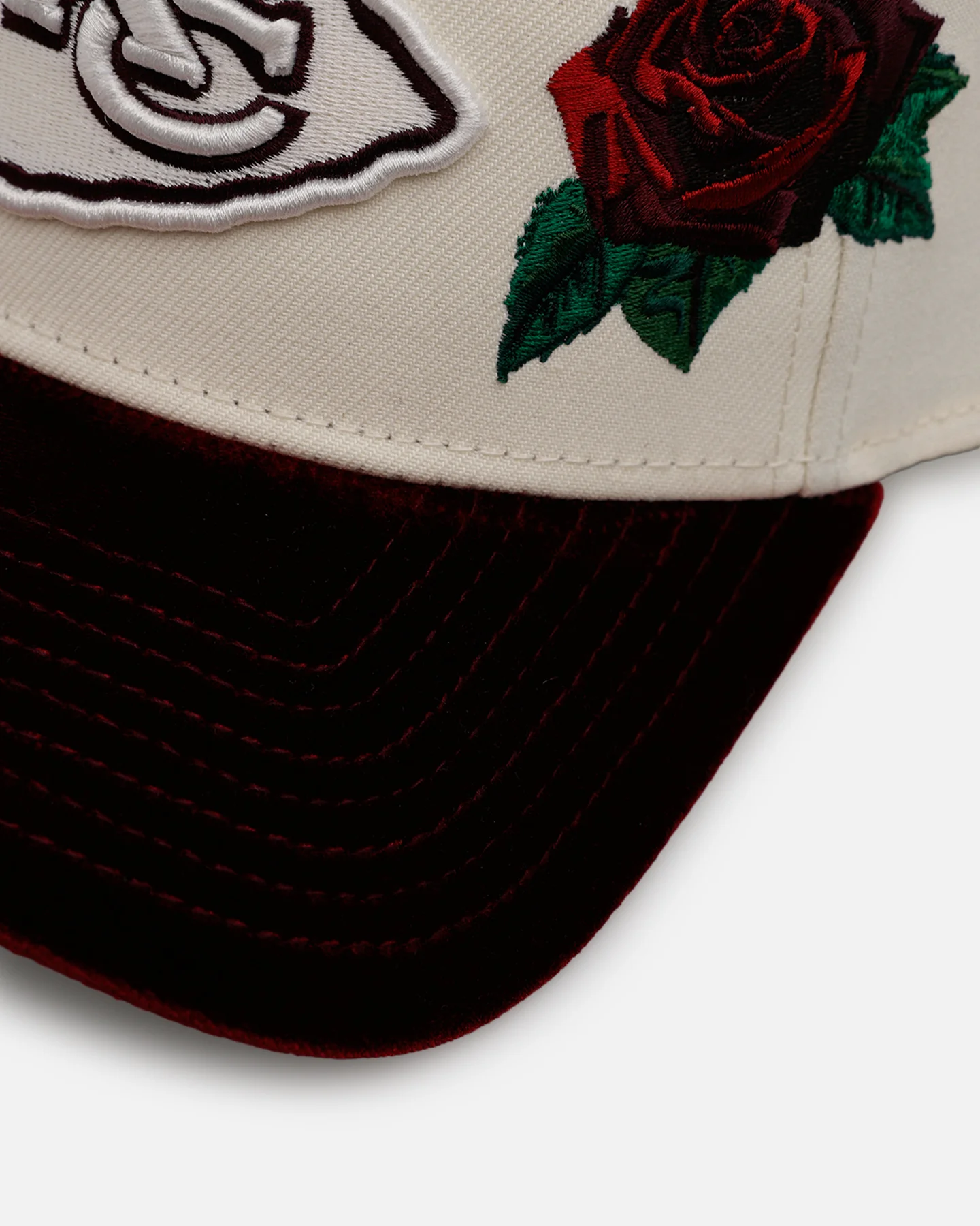 New Era Kansas City Chiefs 'Velvet Roses' 9FORTY A-Frame Snapback Chrome - Image 2